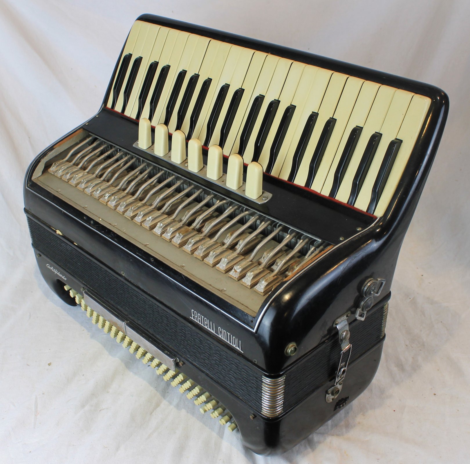7227 - Black Fratelli Cintioli Castelfidardo Piano Accordion LMM