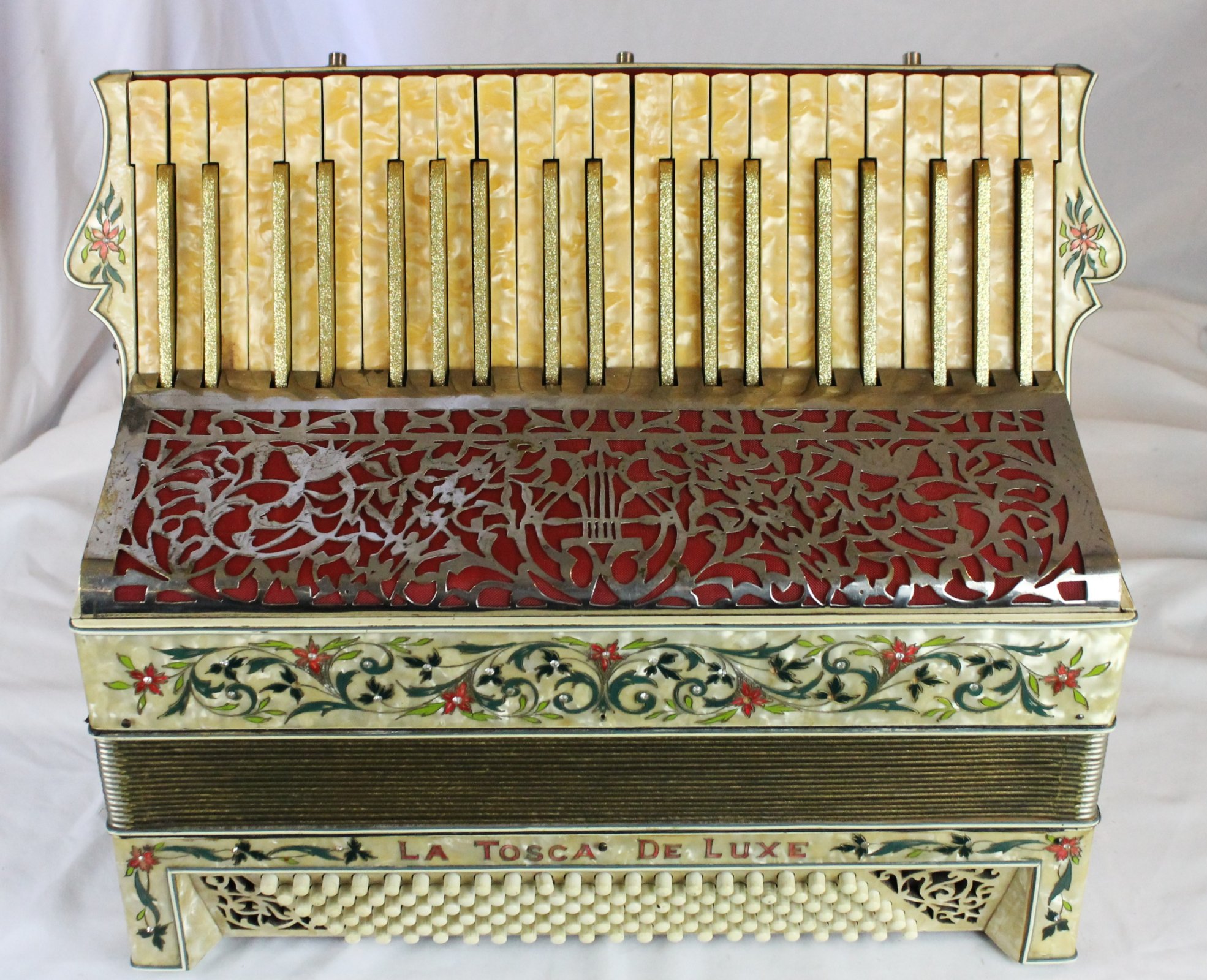 7851 - Pearl Decorated La Tosca De Luxe Piano Accordion LMMM 41