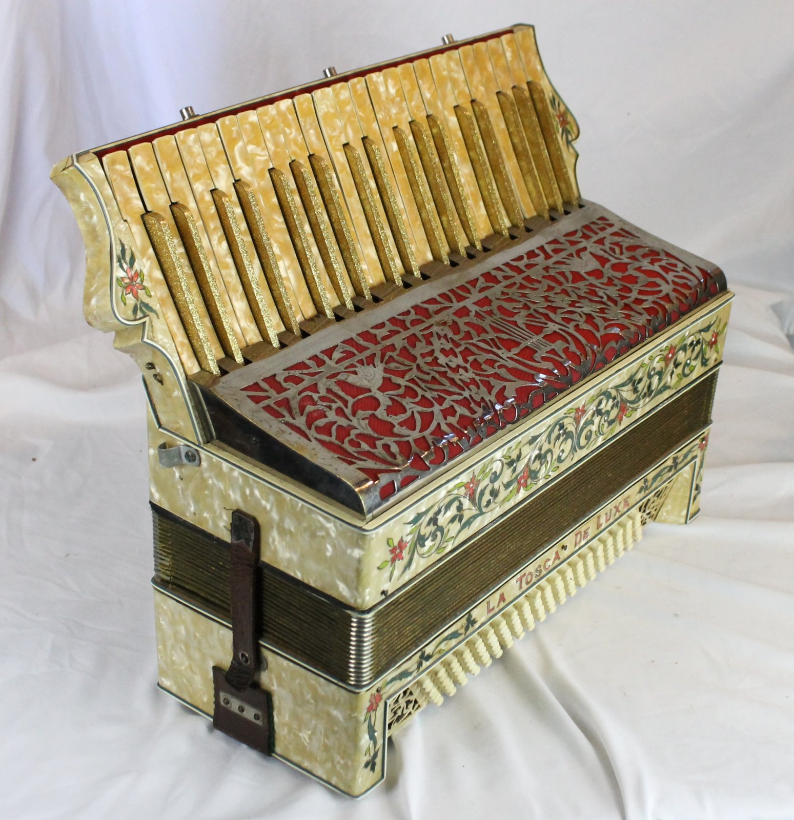 7851 - Pearl Decorated La Tosca De Luxe Piano Accordion LMMM 41