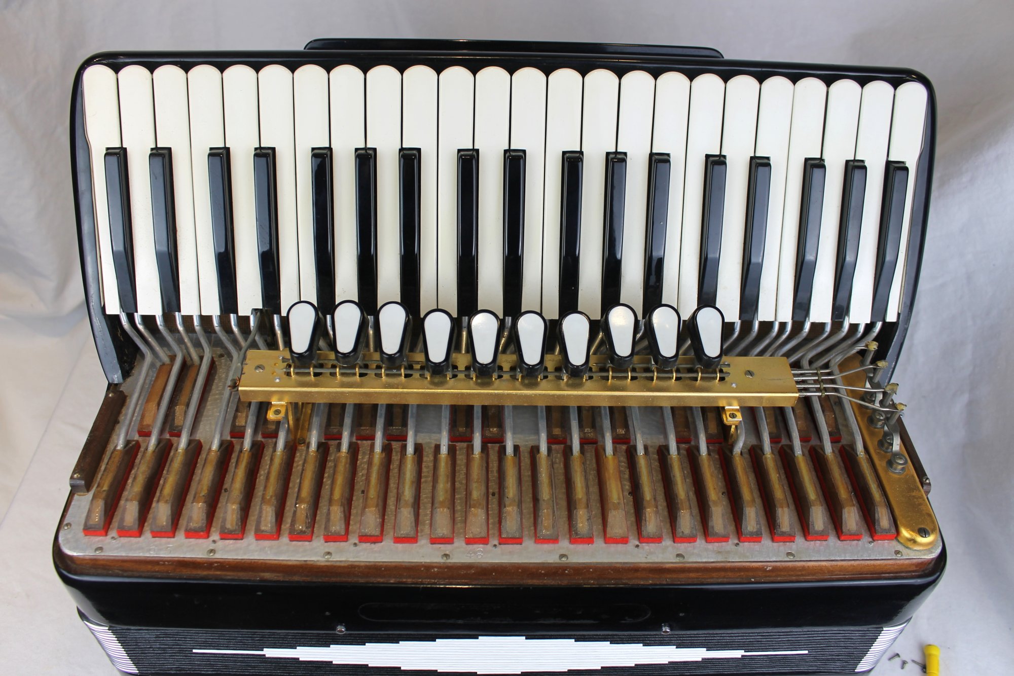 4971 - Black Excelsior Excelsiola 714 Piano Accordion LMMH 41 120