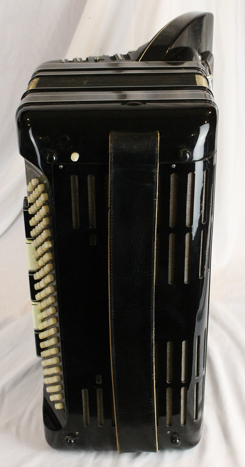 7893 - Black Hohner Morino VM Piano Accordion LMMMH 41 127