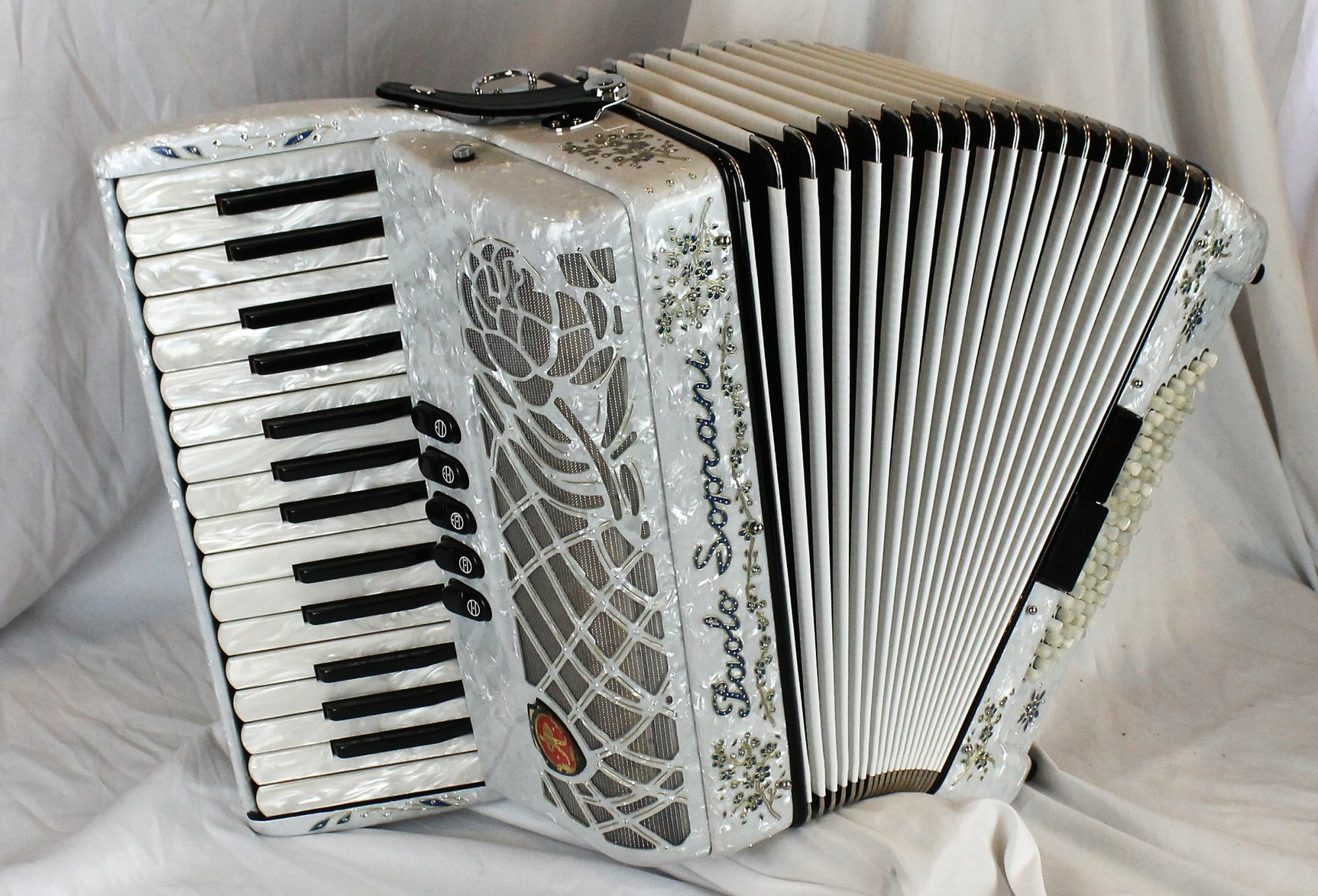 NEW Snow Lily Paolo Soprani Professionale Piano Accordion LMM 30 72