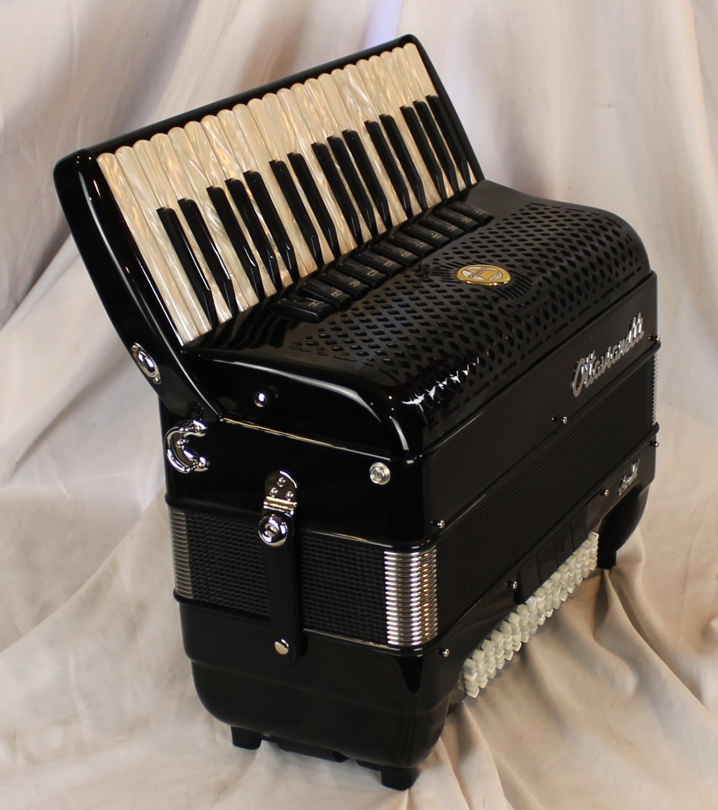 NEW Black Ottavianelli Aero IV Piano Accordion LMMM 37 96