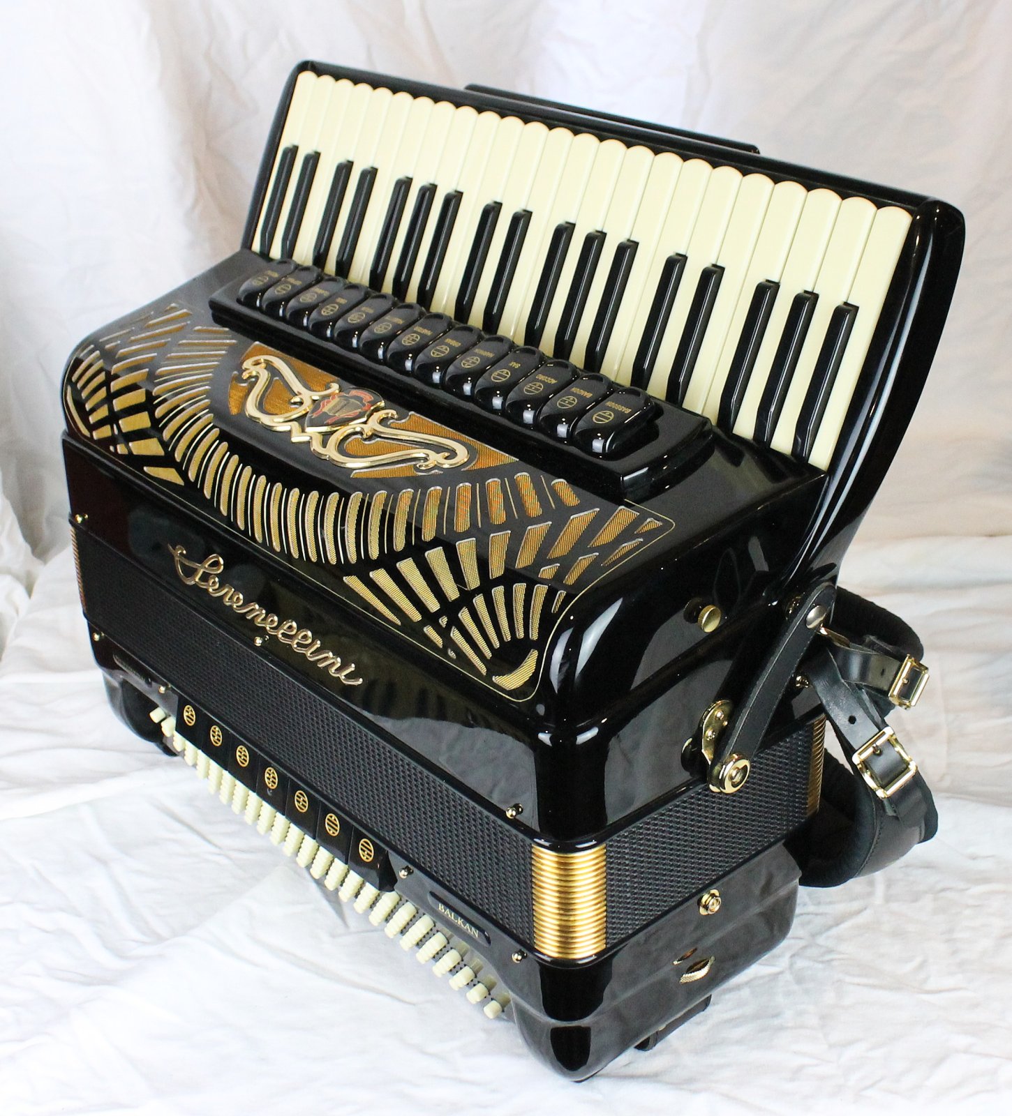 8148 - Certified Pre-Owned Black Gold Serenellini Balkan