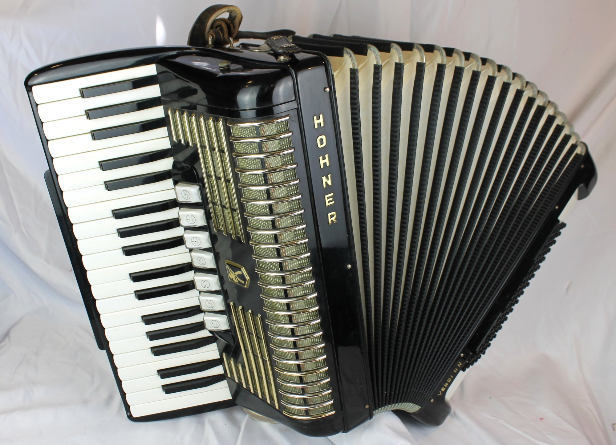 7546 - Black & Gold Hohner Verdi II N Piano Accordion LMM 37 96