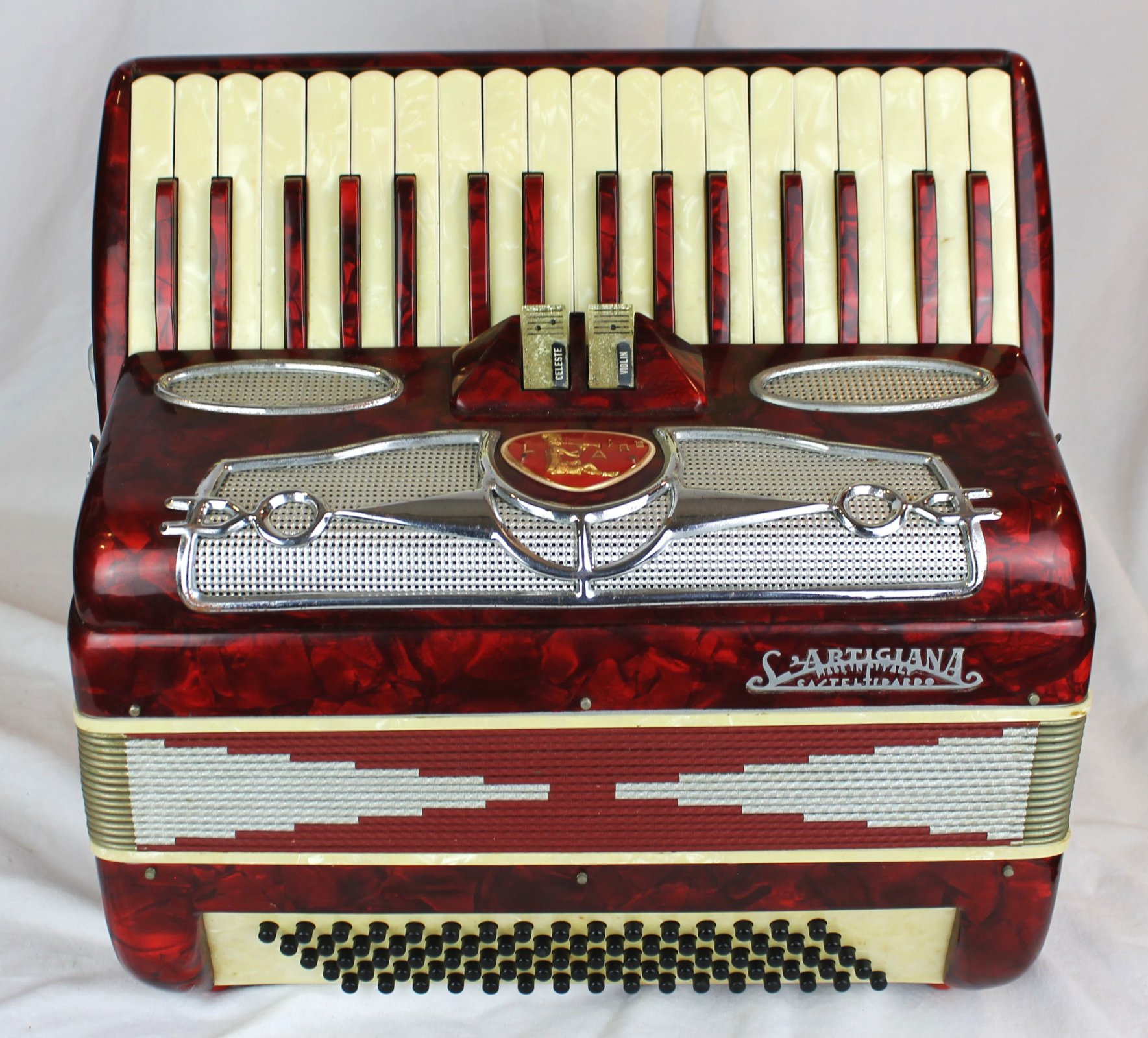 7628 - Candy Stripe S. Artigiana Castelfidardo Piano Accordion MM