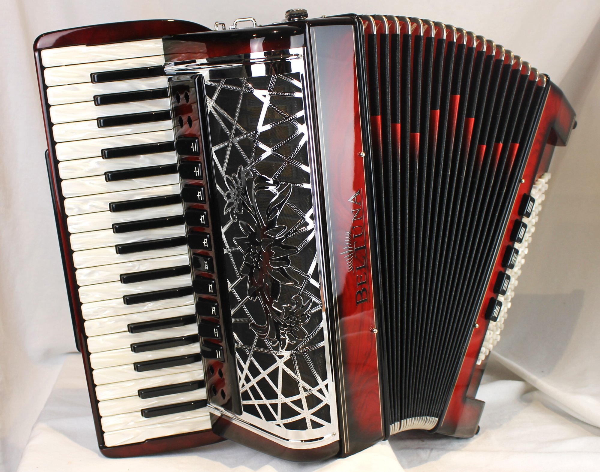 NEW Alpen Rose Beltuna Alpstar IV M96 Piano Accordion LMMM 38 96