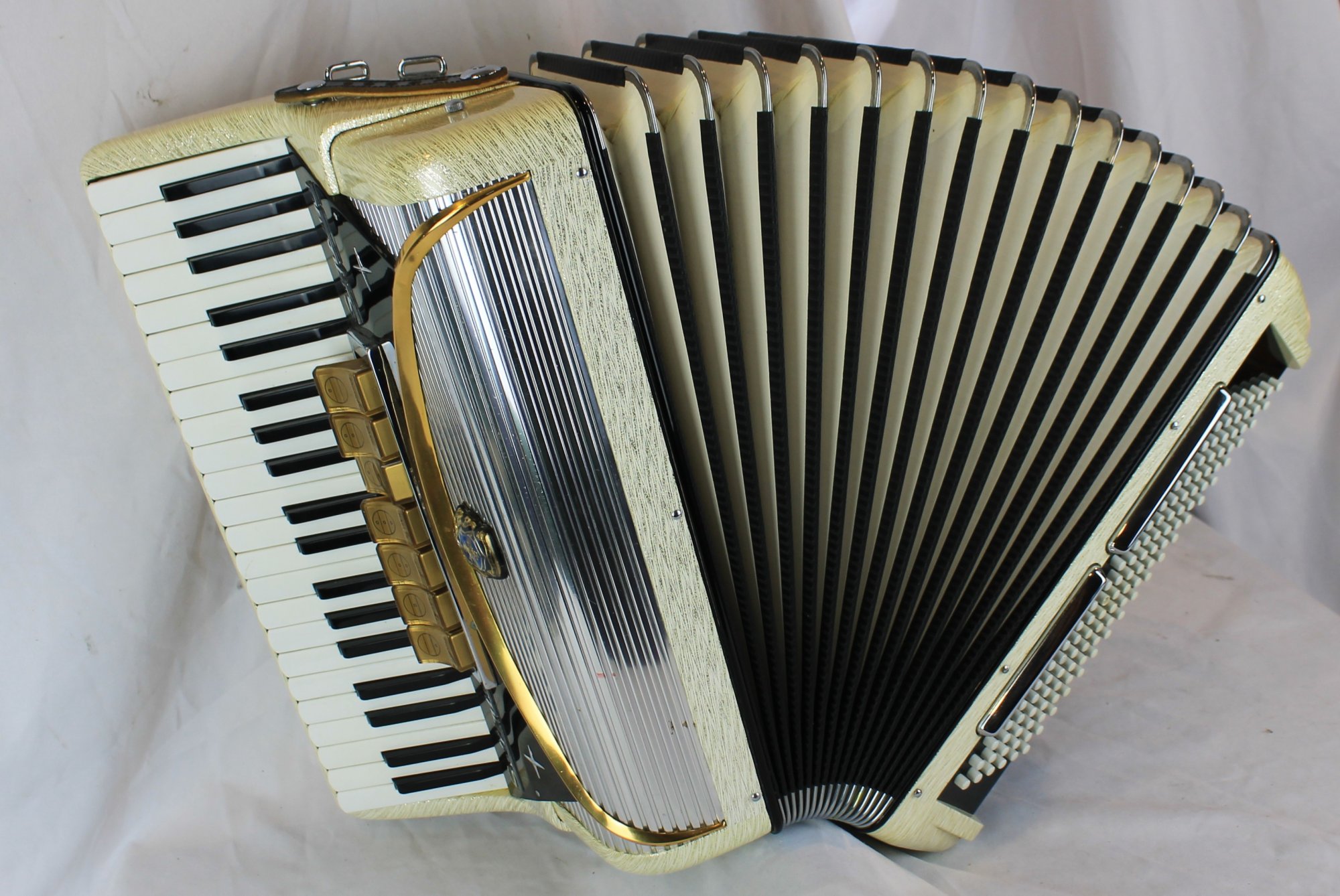 Settimio Sopraniアコーディオン Yahoo!オークション - Settimio Soprani アコーディオン 41鍵盤