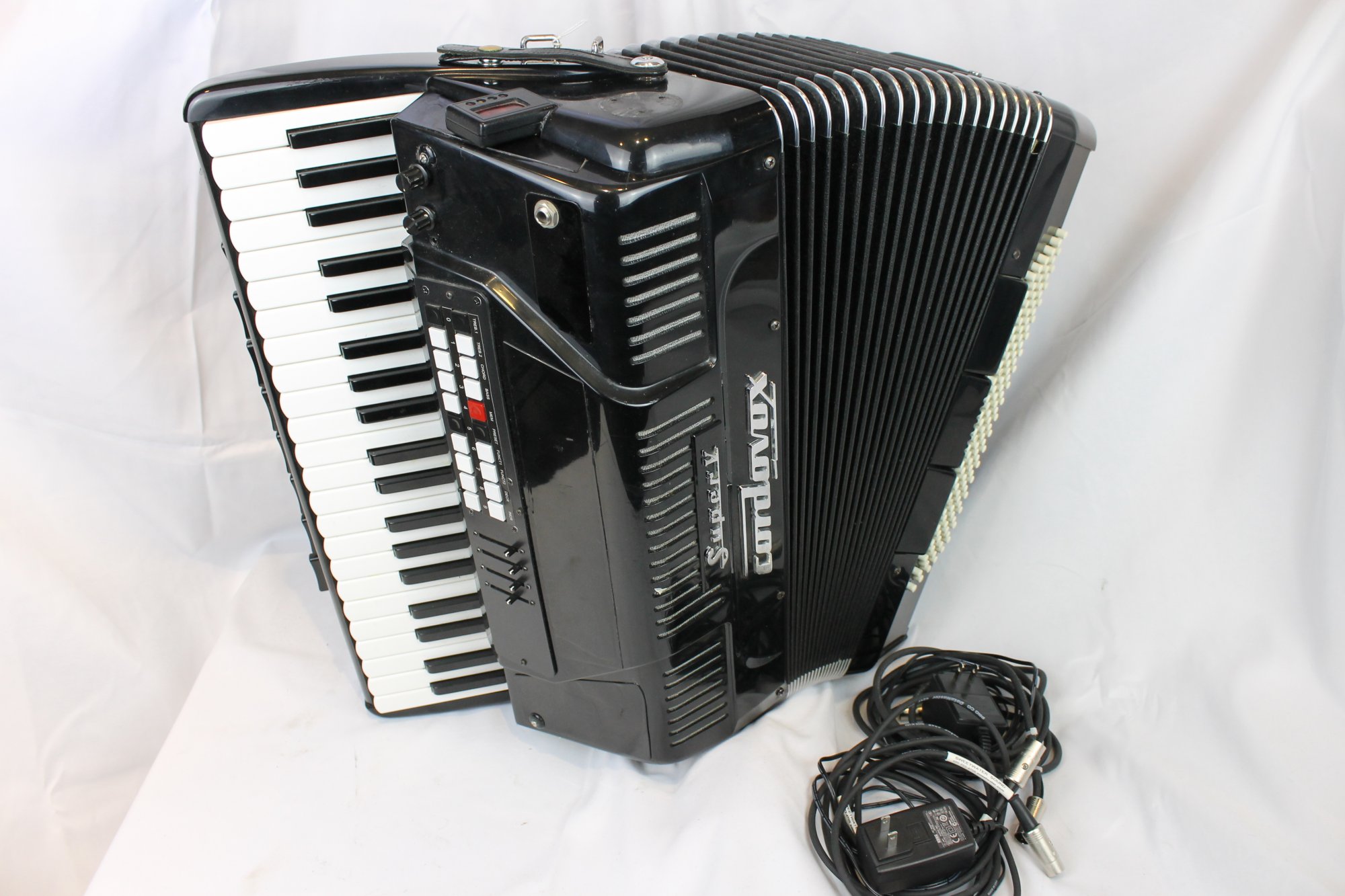4035 Black Cordovox Super V Piano Accordion LMM 41 120