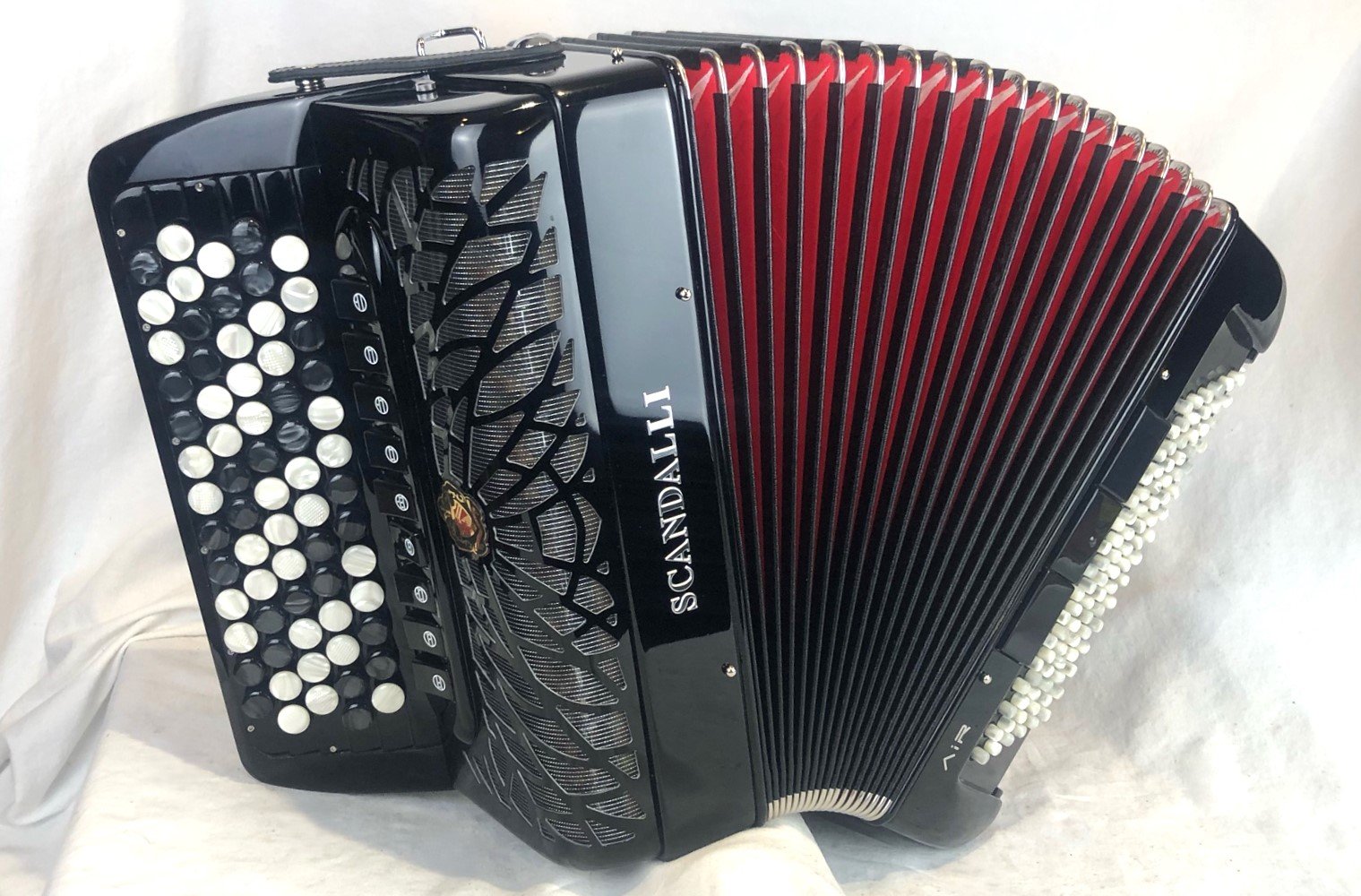 NEW Black Scandalli Air Junior C Chromatic Button Accordion C LMMM