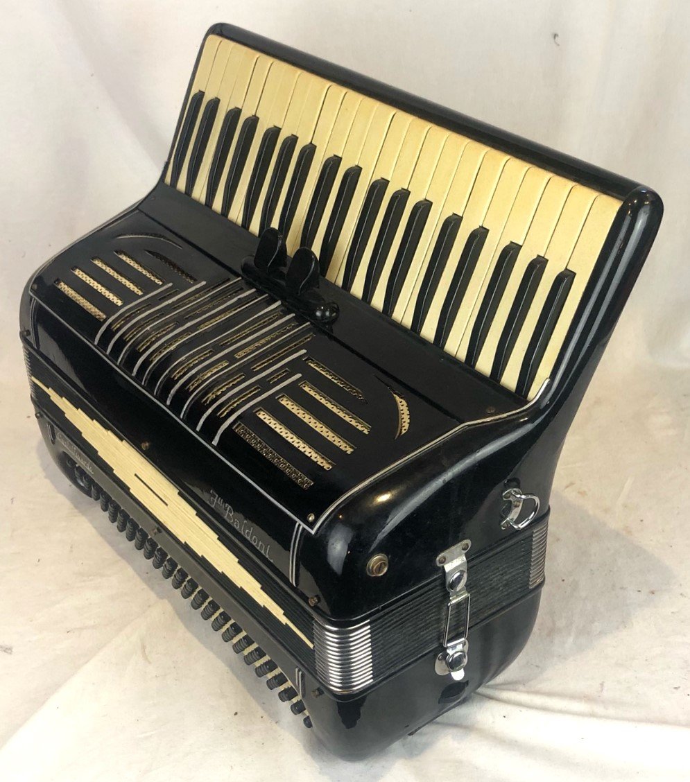 6943 - Black Filli Baldoni Castelfidardo Piano Accordion LMM 41 120
