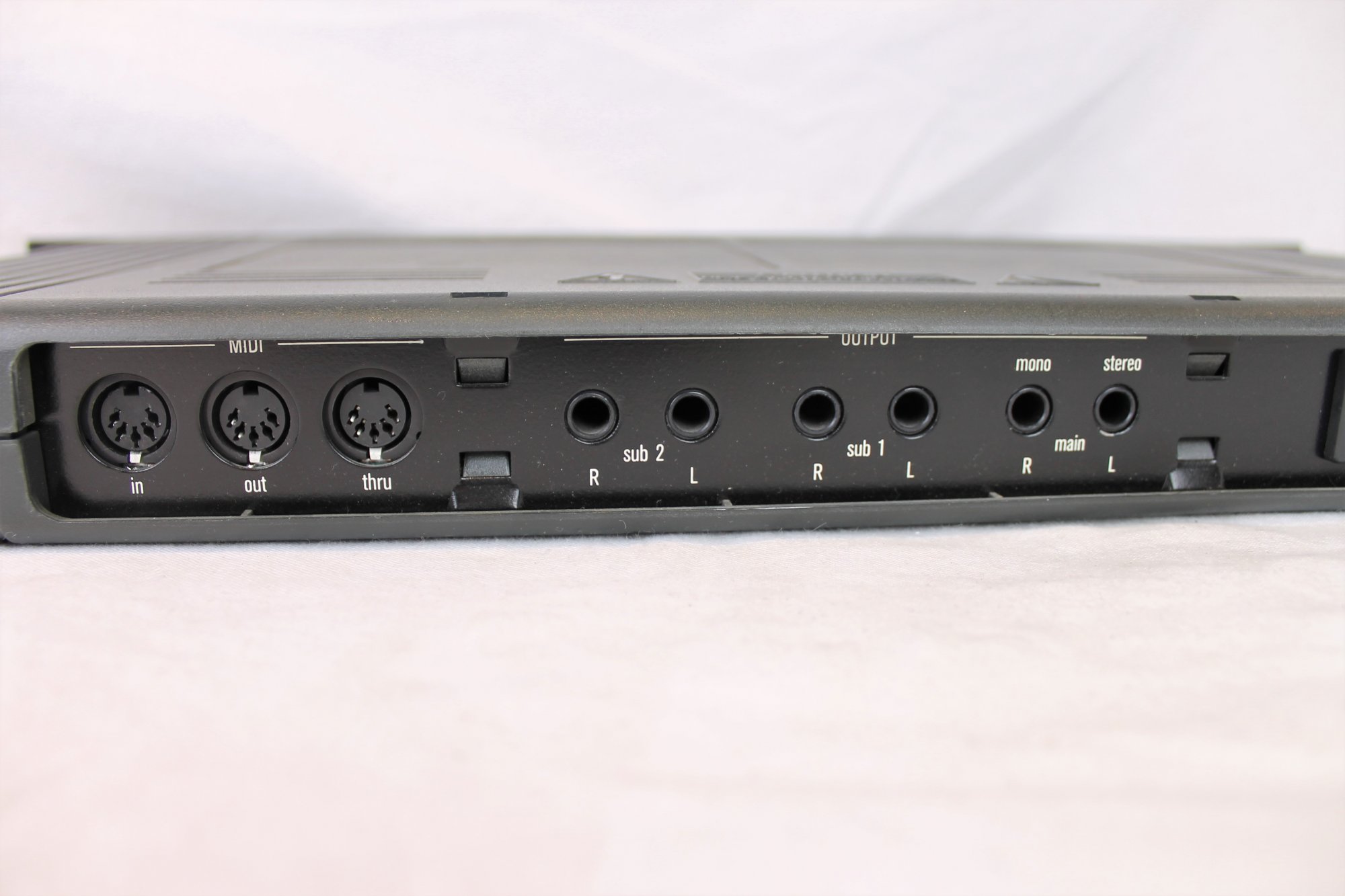 4352 - E-mu Systems Proteus 2 Orchestral Sound Module