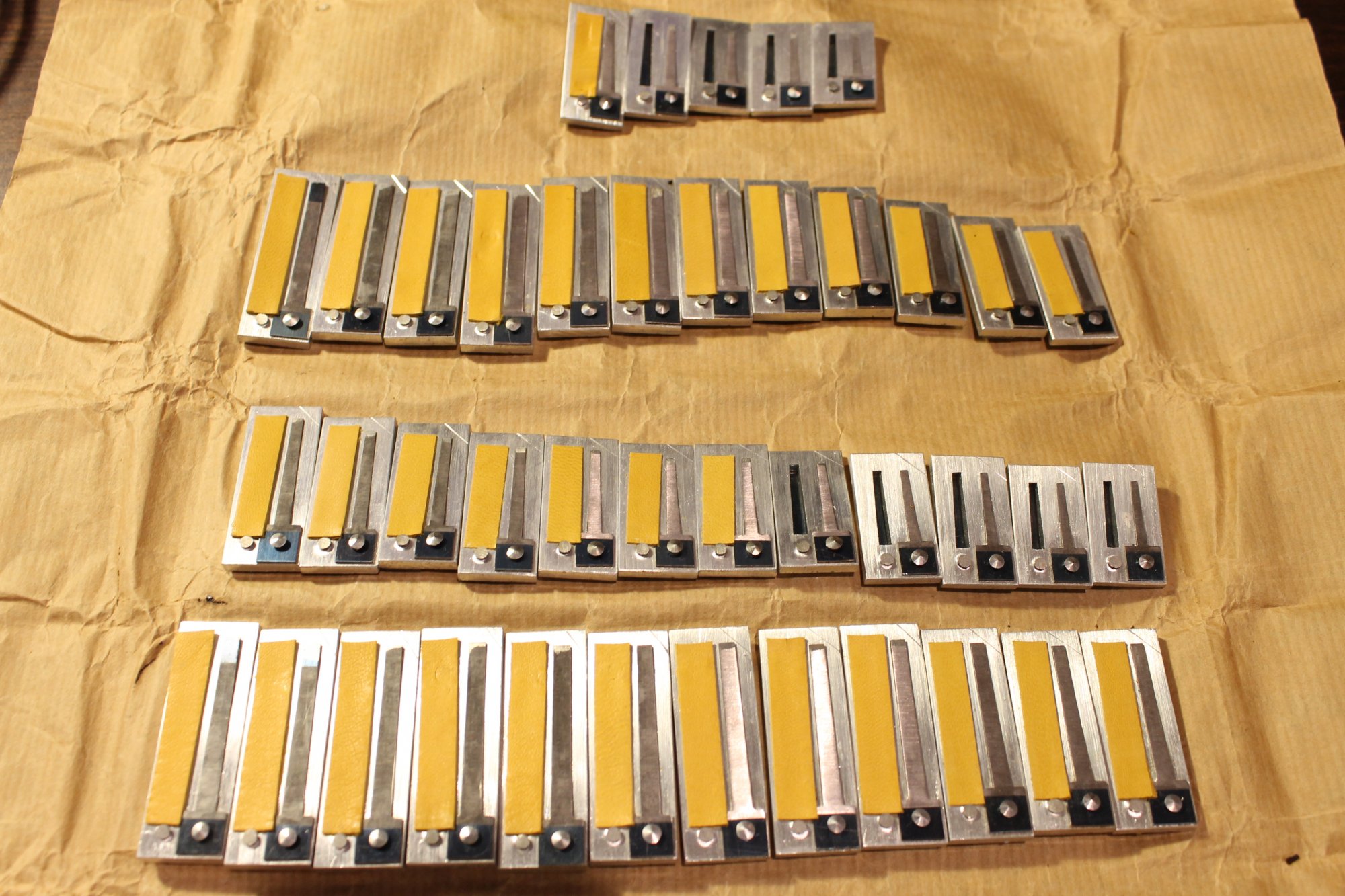 Accordion Part Treble Reeds Chromatic Set of M 41 Key Tipo A