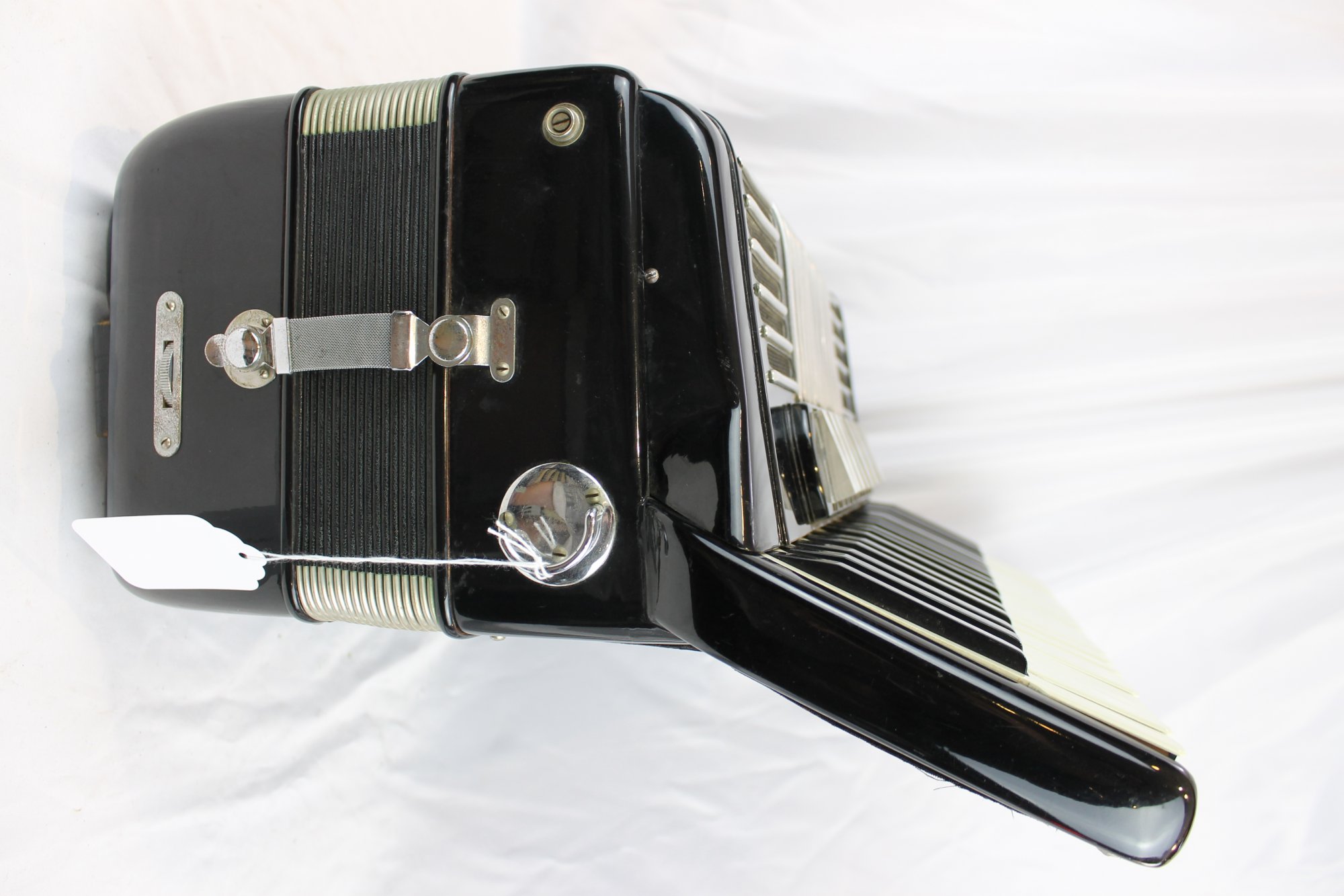 4246 - Black Zero Sette Piano Accordion LMMH 41 120
