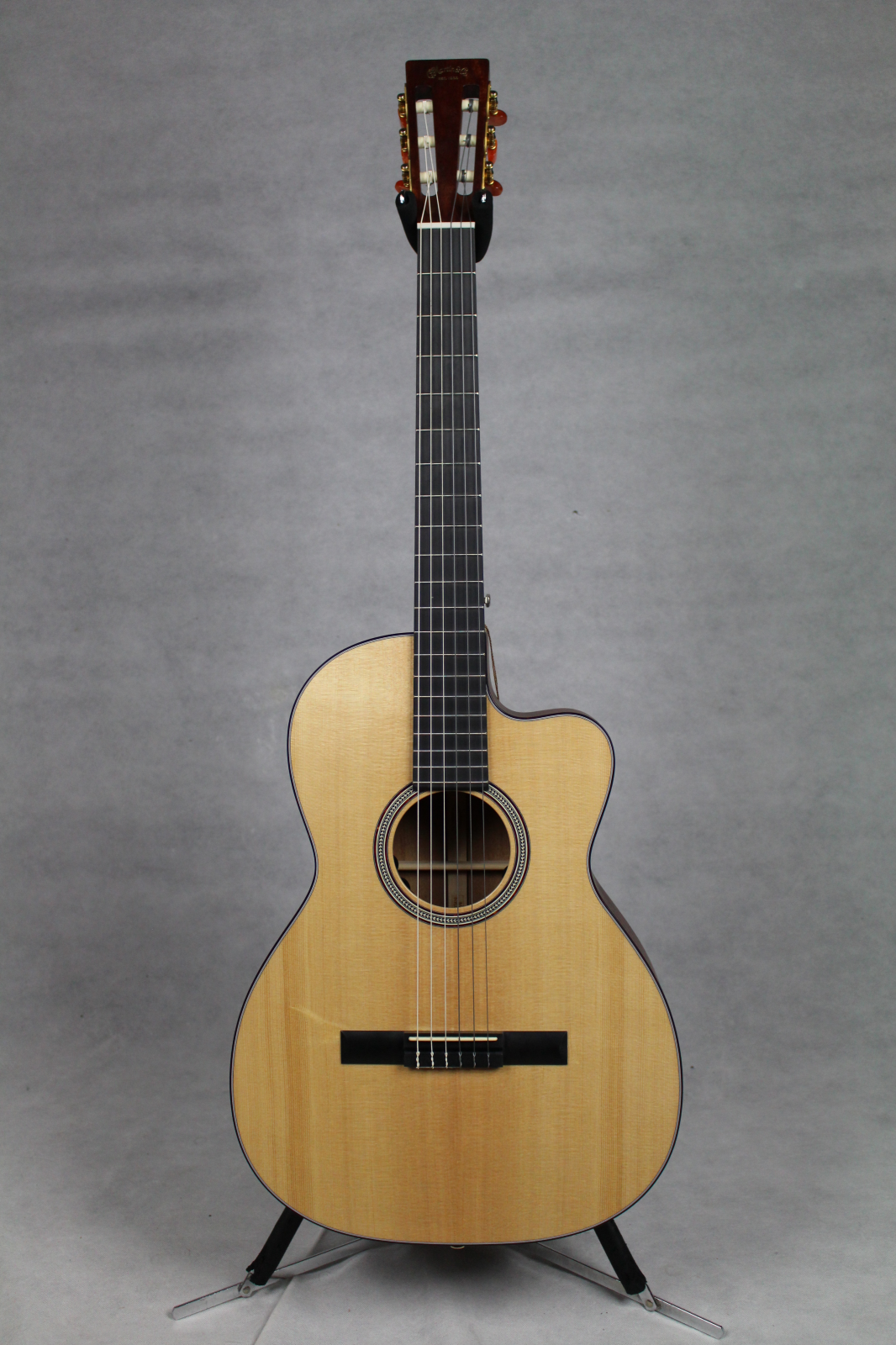 Martin 000C Nylon Classical Guitar Natural 729789411202