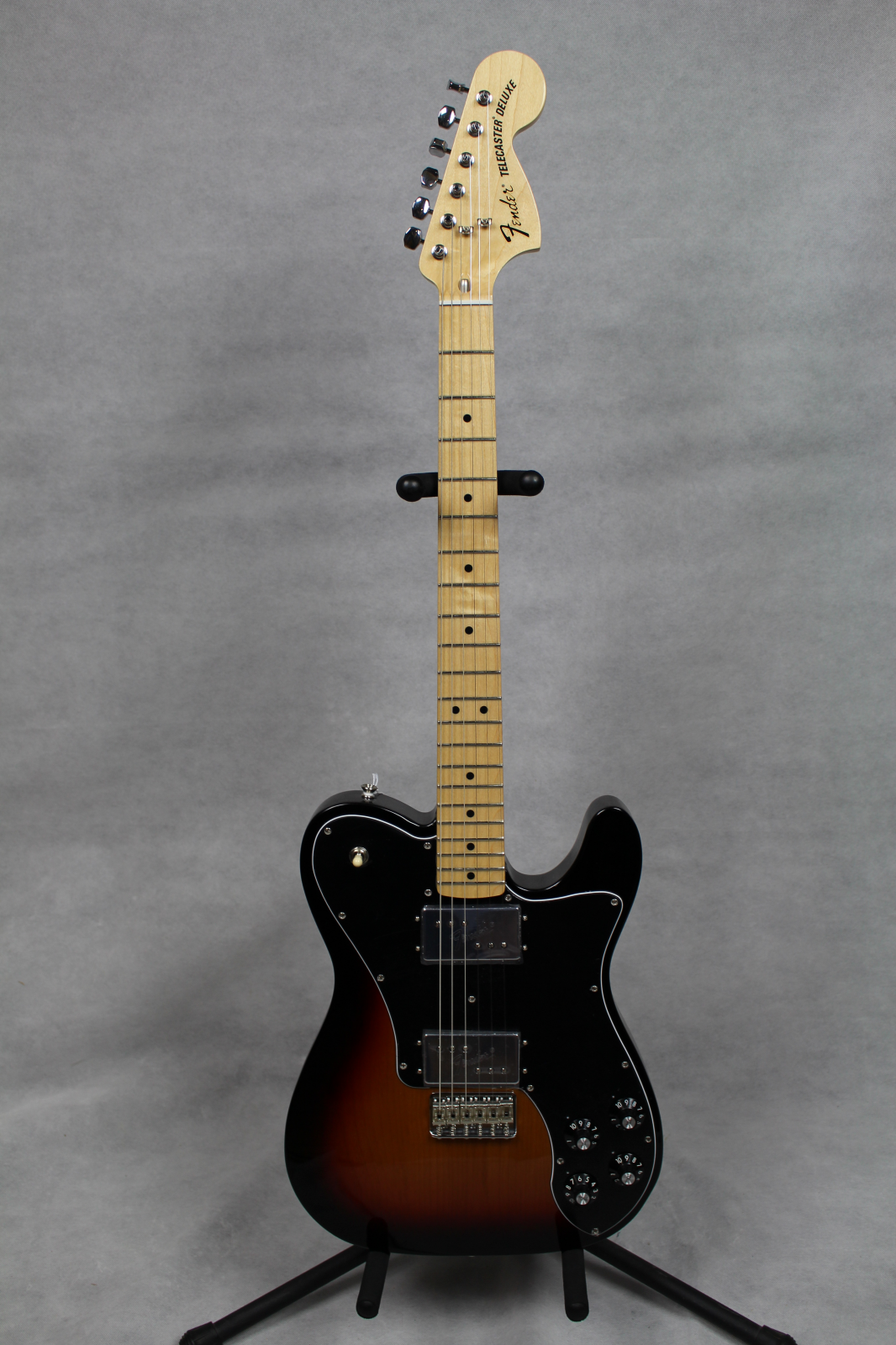 Fender Classic Series '72 Telecaster Deluxe MN 3Tone Sunburst