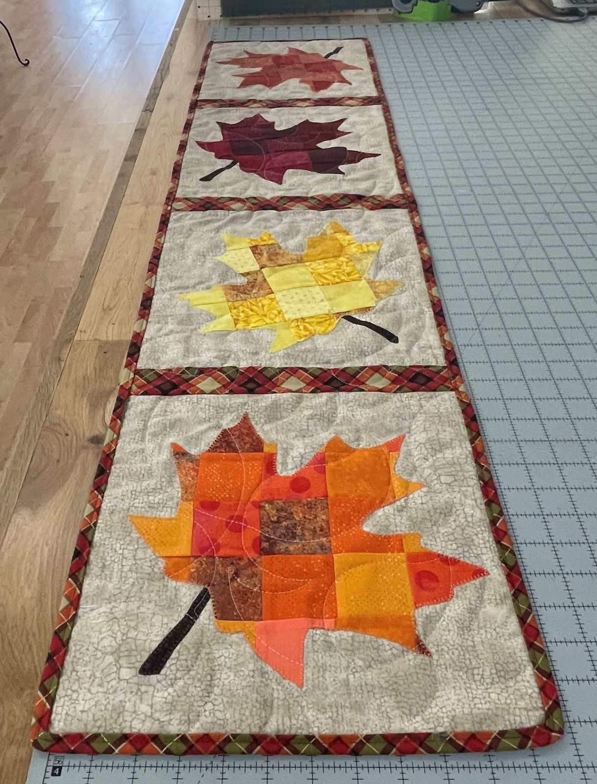 Leaf Table Runner