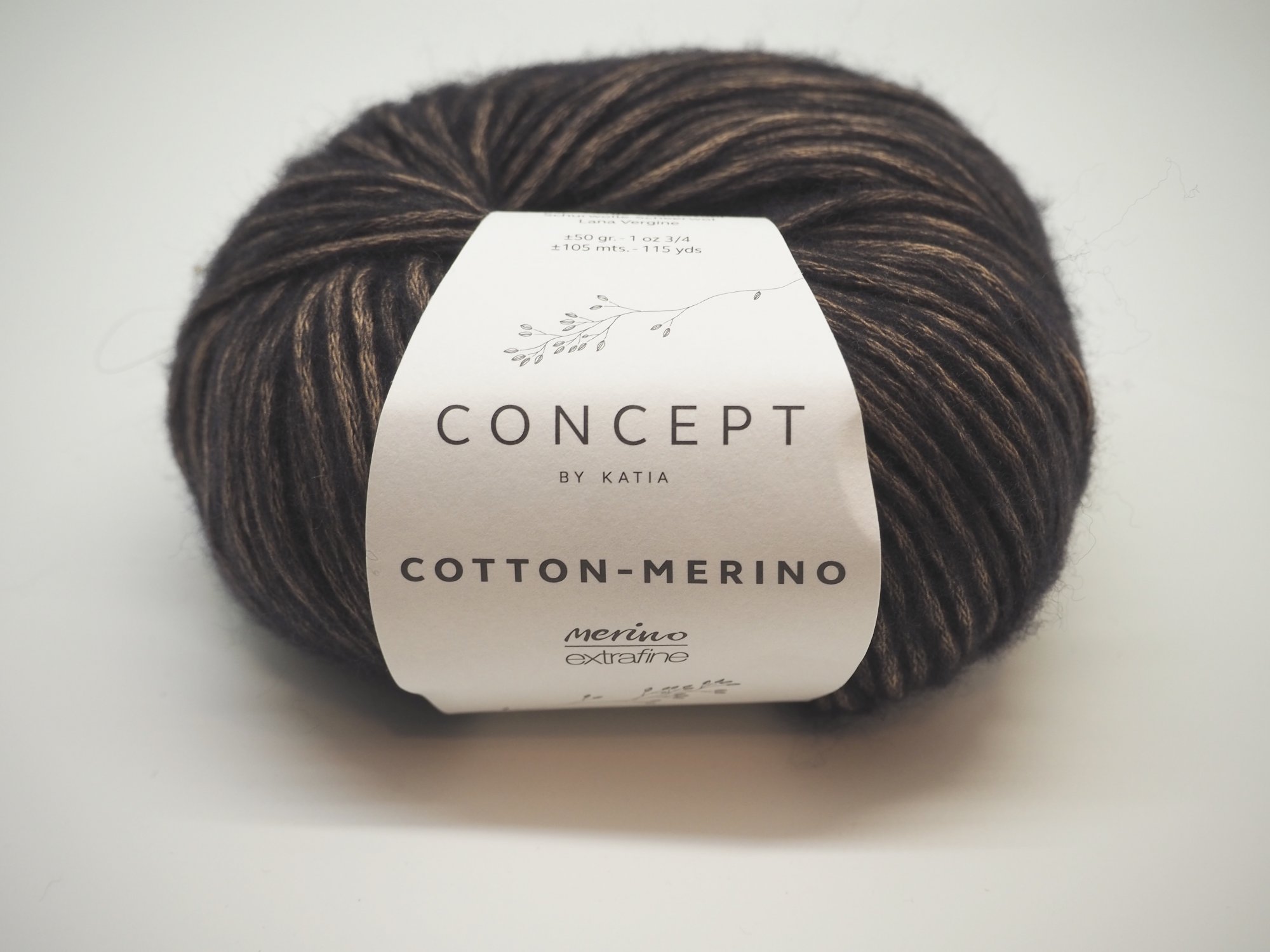 / 100/ g//aprox Katia Merino Classic/ / Color: Marengo 240/ m lana 14 /