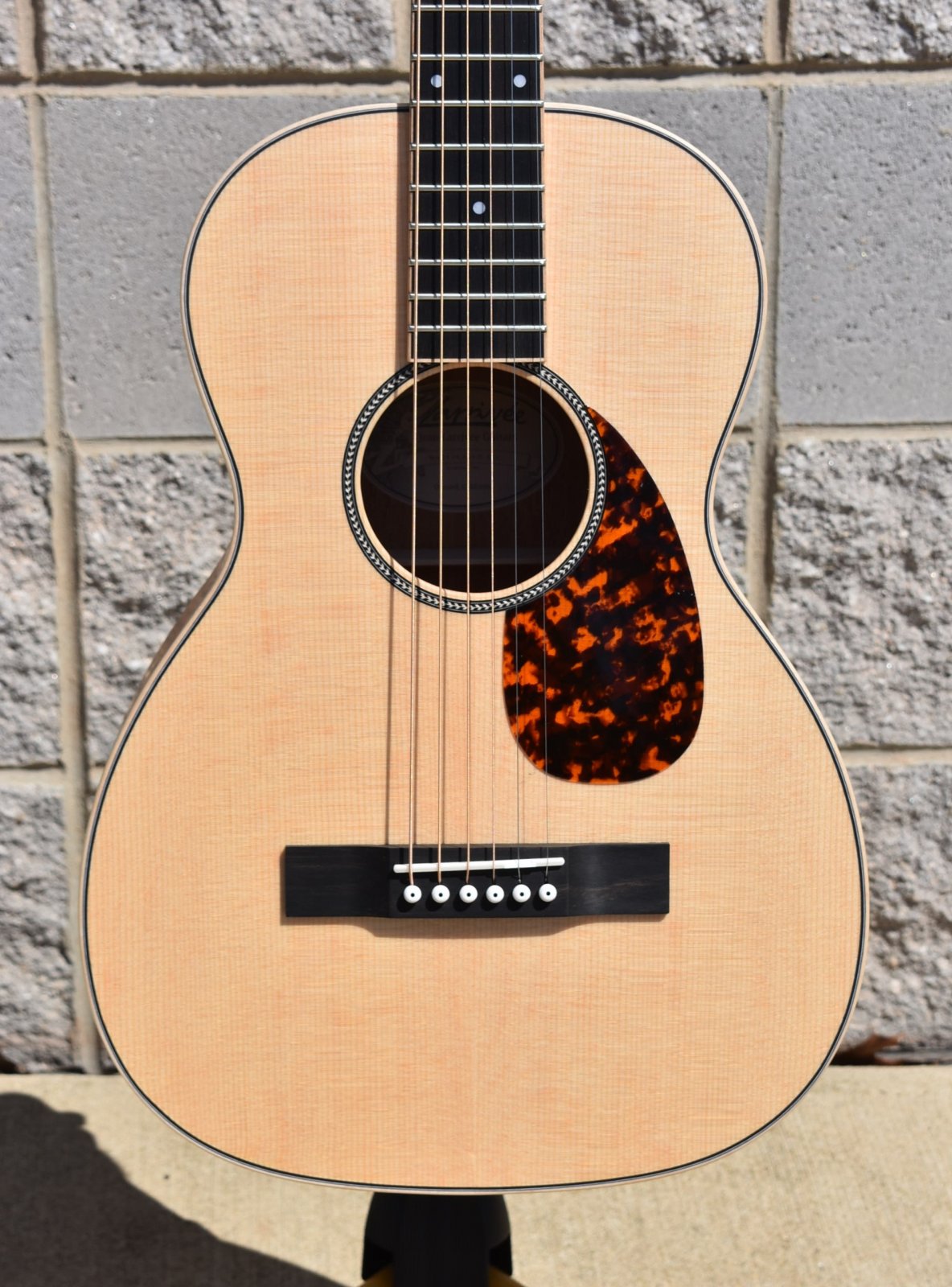 Larrivee P 03 Mahogany Parlor