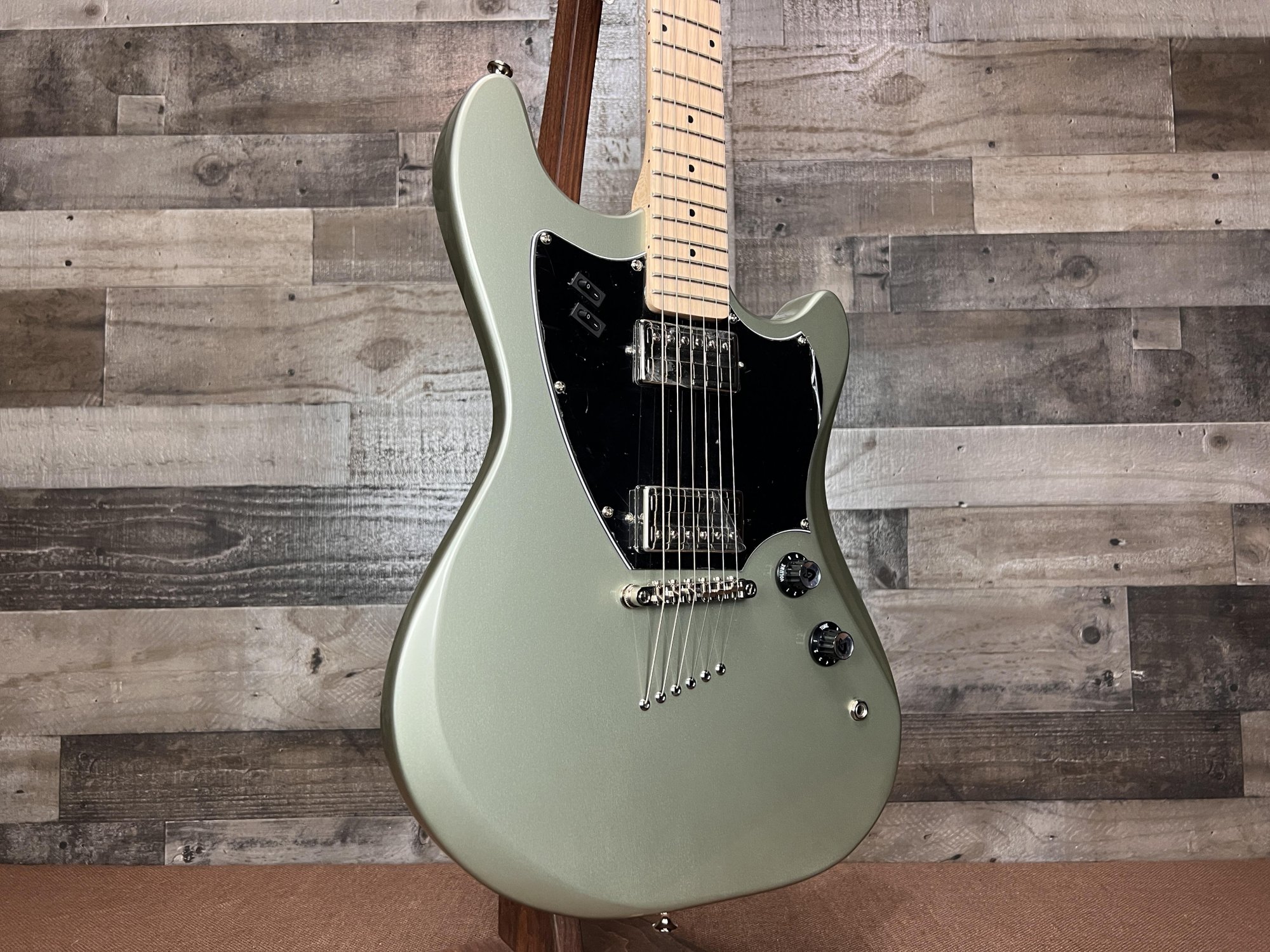 Guild Surfliner HH Solid Body - Shoreline Mist w/ Gigbag