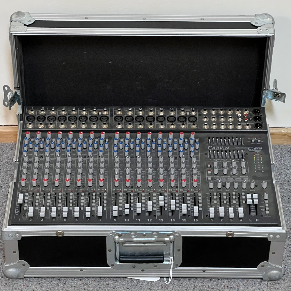 Carvin C1644P Powered Mixer - USED