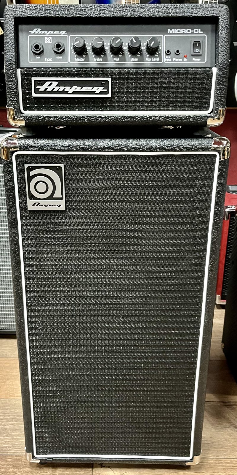 USED - Ampeg Micro CL Bass amp