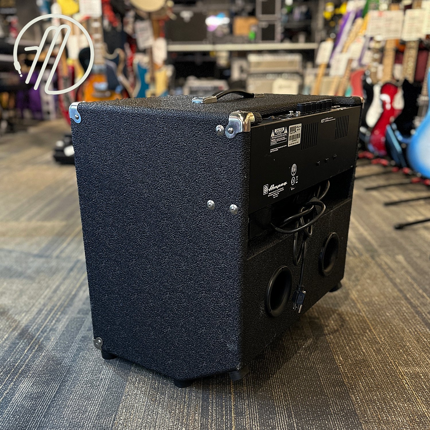 【美品】Ampeg BA115 100W ベース用アンプ　made in USA 美品】Ampeg BA115 100W ベース用アンプ made in USA｜Yahoo