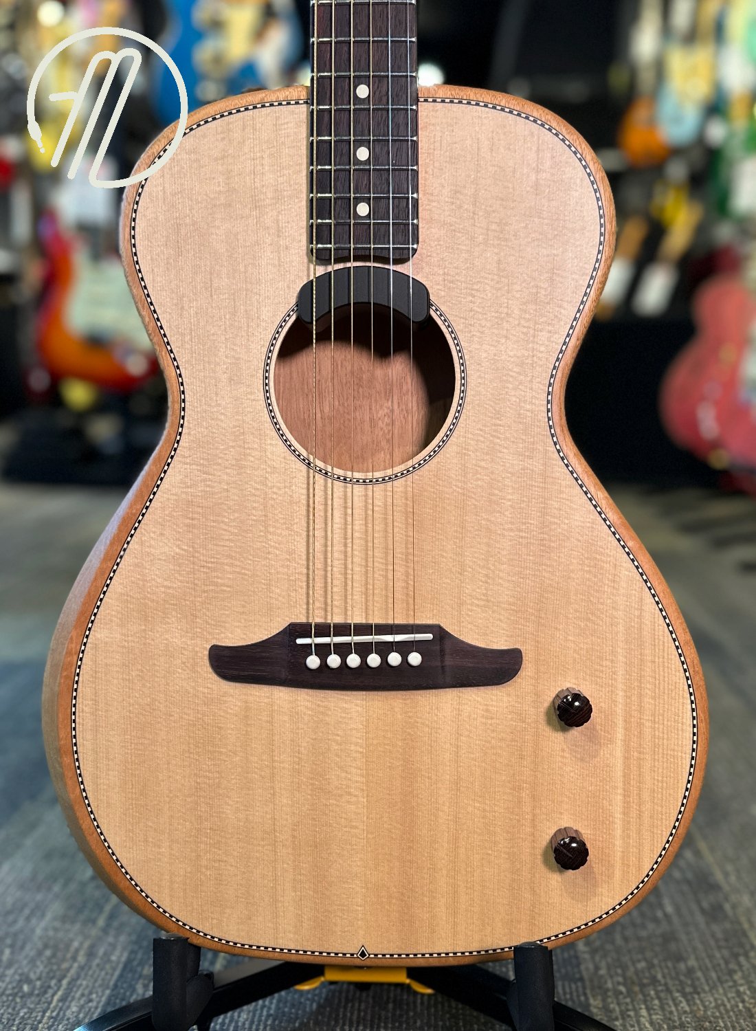 Fender Highway Series Parlor, Rosewood Fingerboard, Natural w