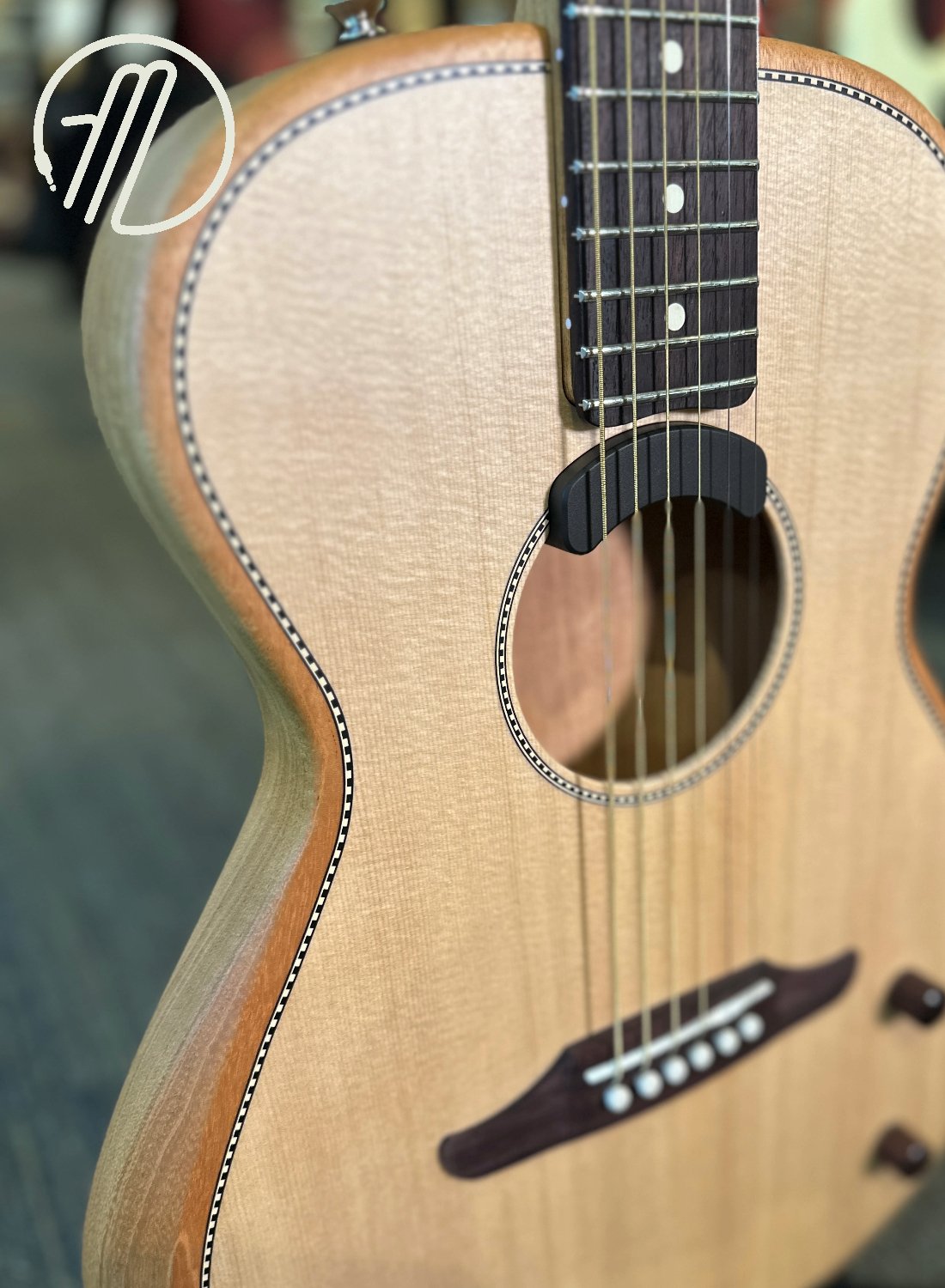 Fender Highway Series Parlor, Rosewood Fingerboard, Natural w
