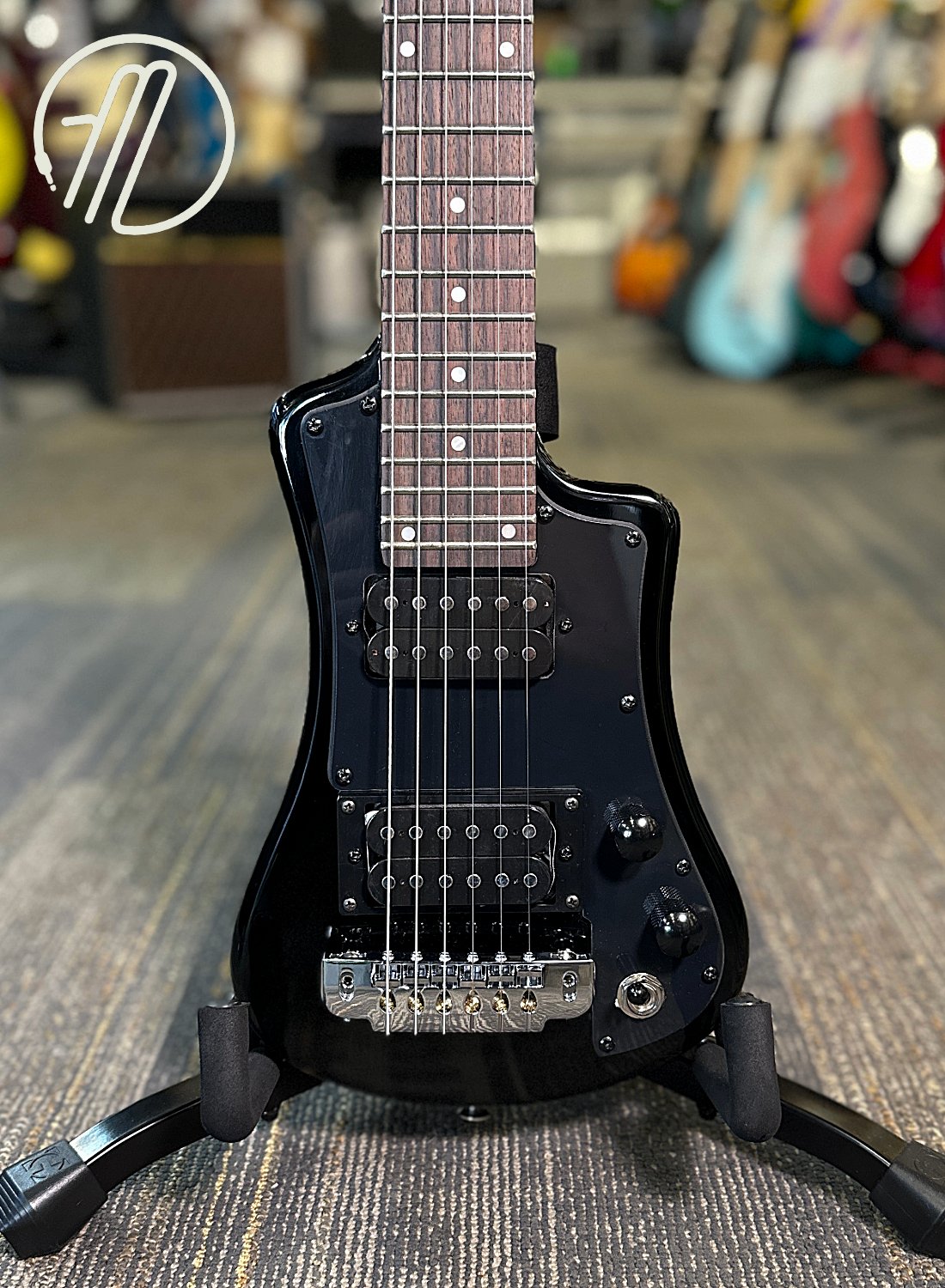 Hofner CT Shorty Deluxe Electric Guitar Black w/Bag USED