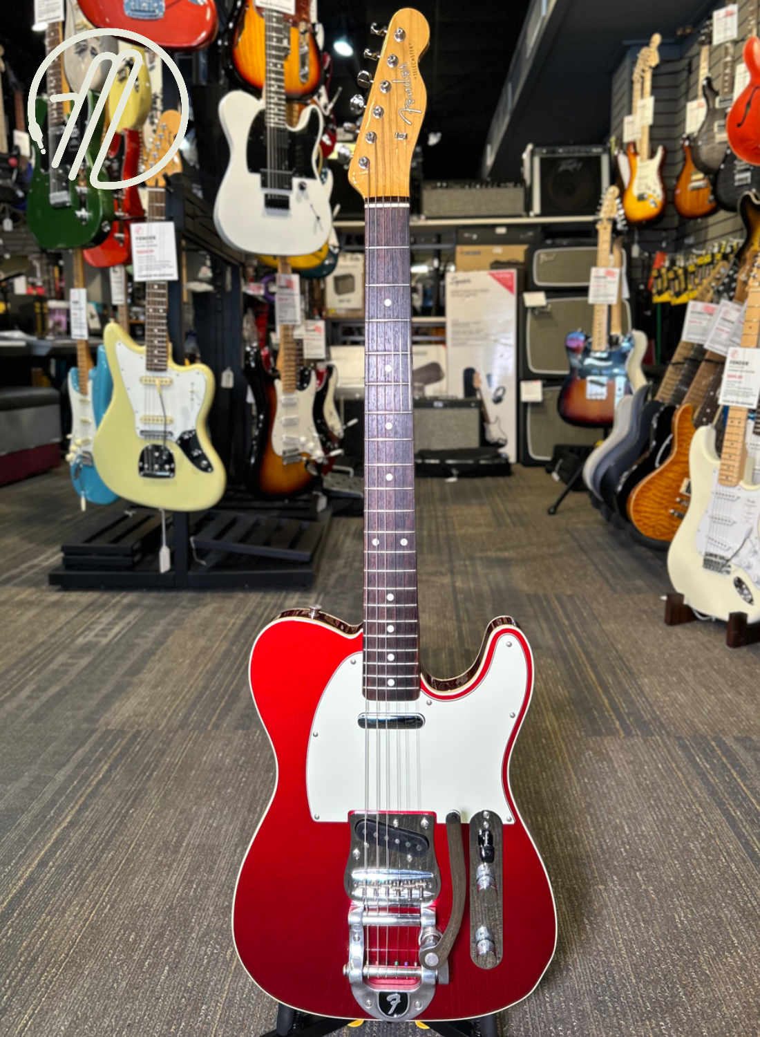 Fender '60s Custom Telecaster® w/Bigsby (2003) Candy Apple Red w