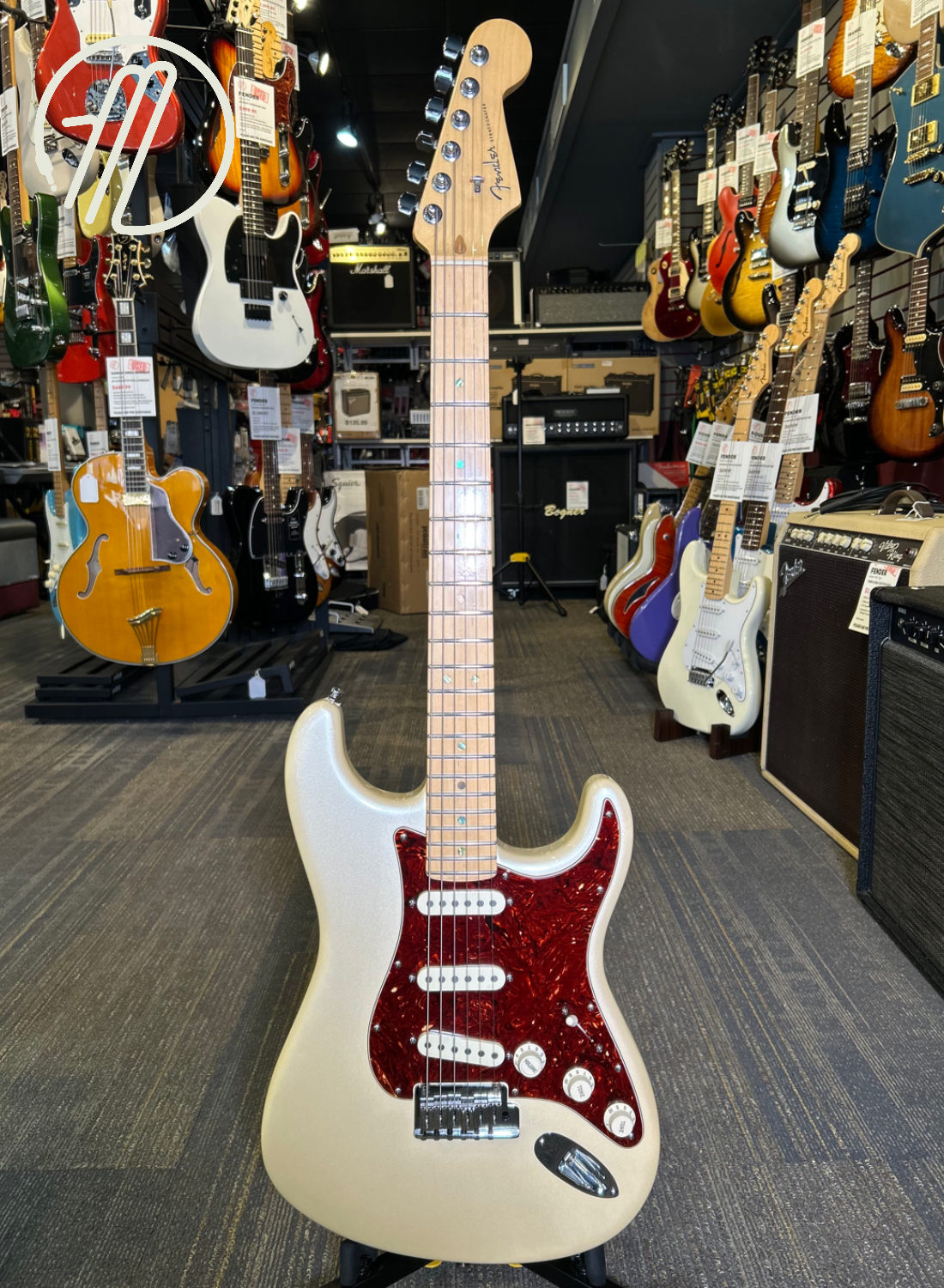 や*け様 2006年製FenderUSA American Deluxe PBa や*け様 2006年製FenderUSA American Deluxe PBa や*け様 2006年