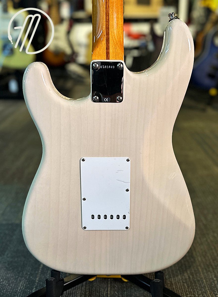 Fender American Vintage '57 Reissue Stratocaster (1998) White