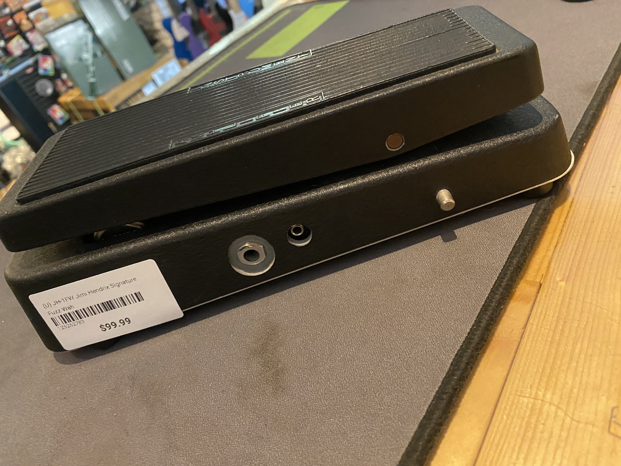 Dunlop JH-1FW Jimi Hendrix Signature Fuzz Wah - 733305733305