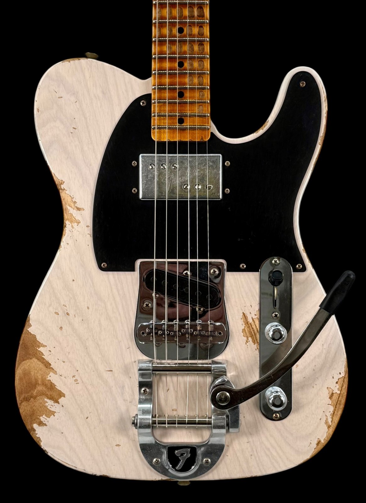 Fender Custom Shop Tele with Bigsby Heavy Relic in Dirty White