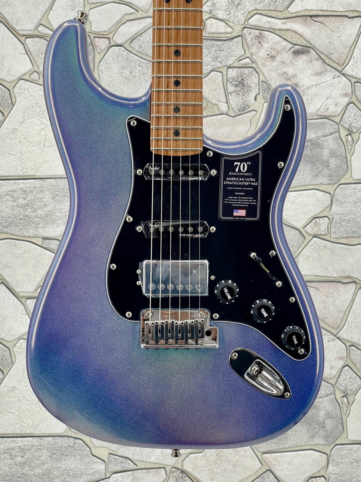 Fender 70th Anniversary Ultra Stratocaster HSS in Amethyst Purple