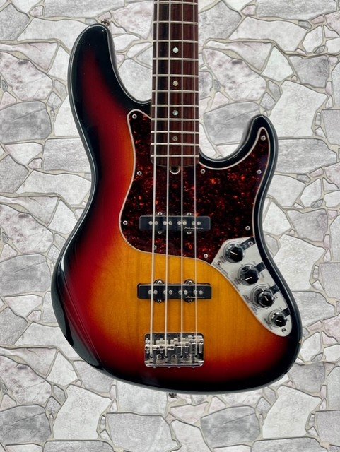 ベース Fender American (Standard) Jazz Bass '03 Fender American Vintage II '66 Jazz Bass 3-Tone Sunburst