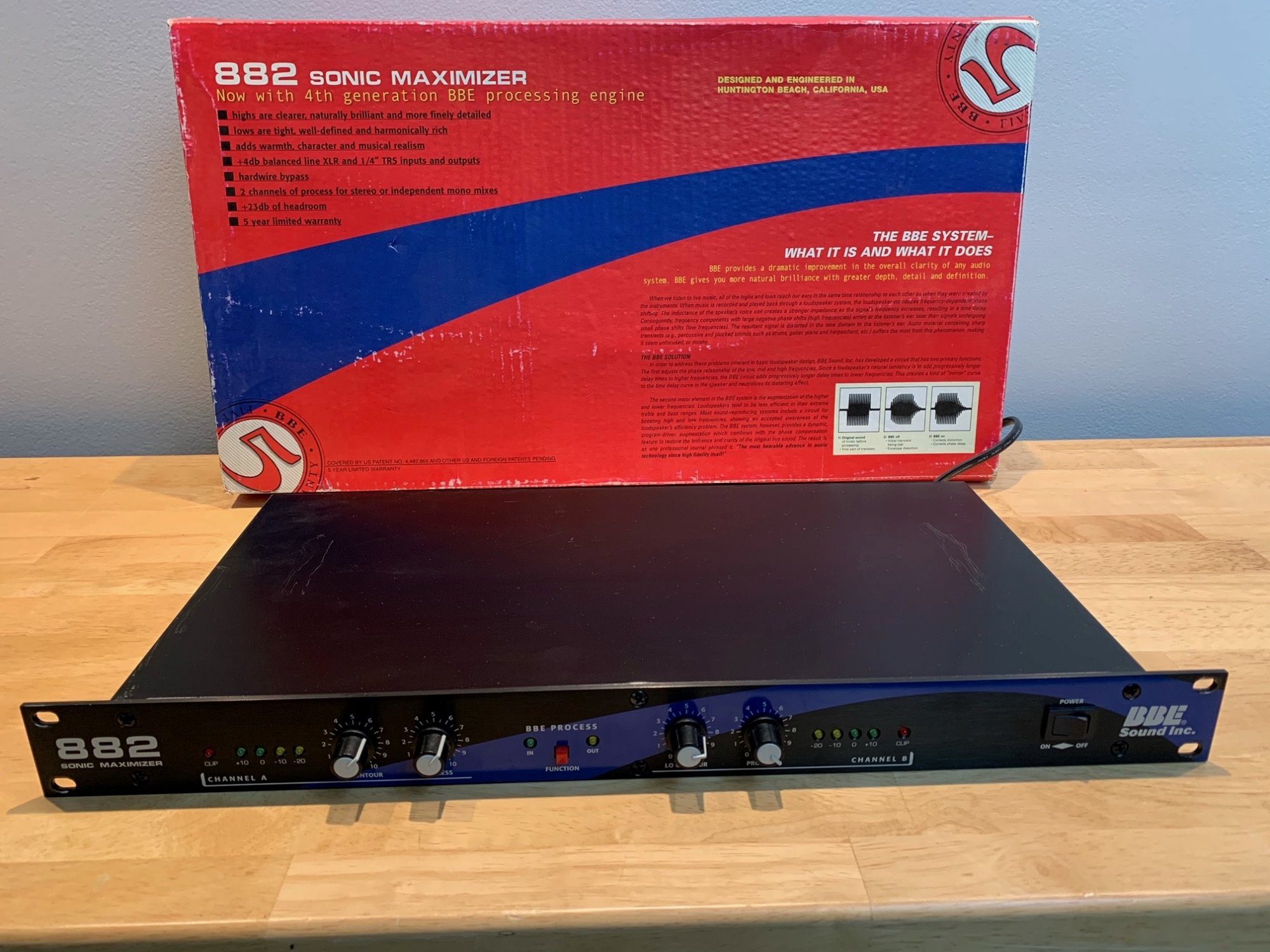 BBE ( ビービーイー ) 882i ソニックマキシマイザー 送料無料