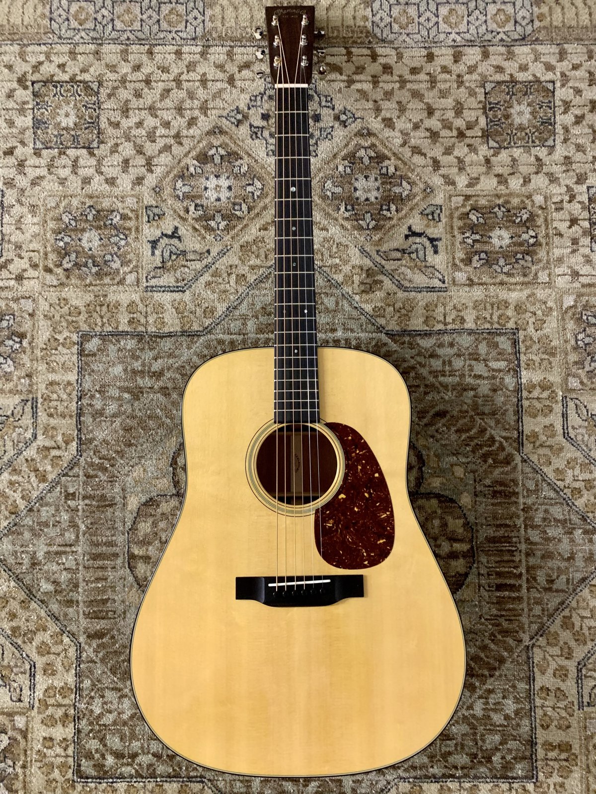 Used 2021 Martin D18 w/ Hardshell Case