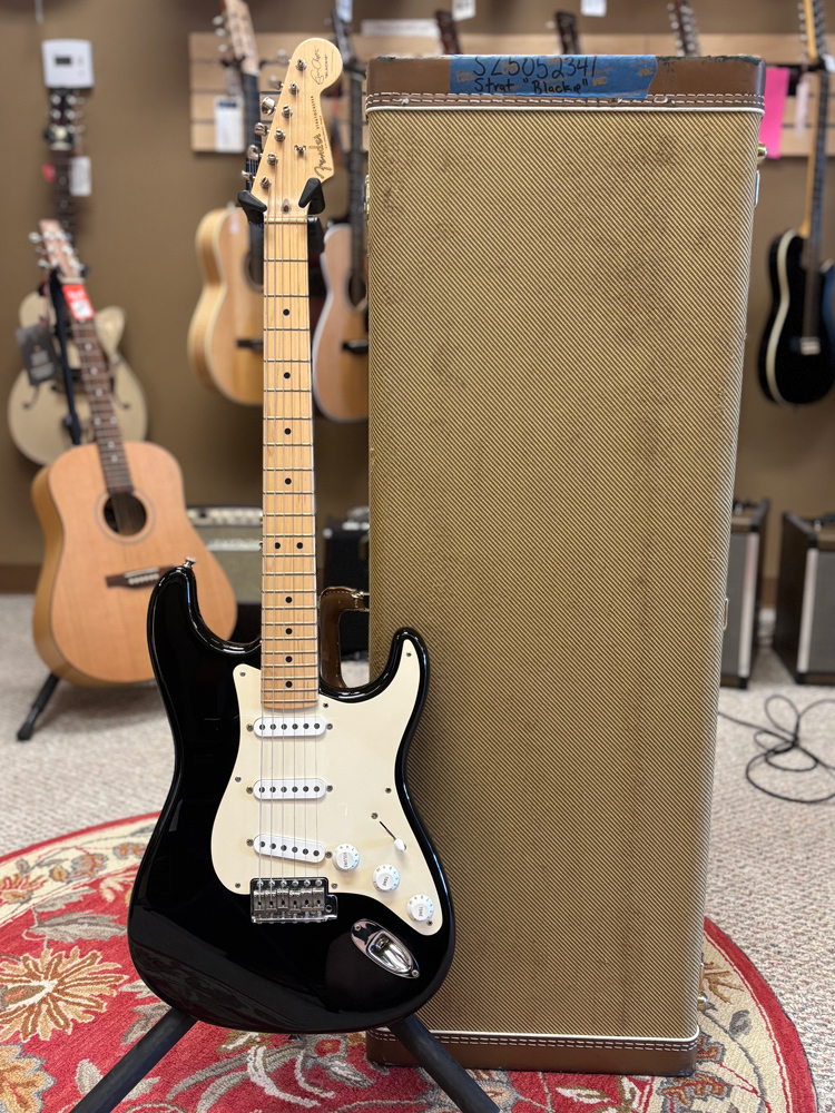 USED Fender Eric Clapton Blackie Stratocaster 2005 Electric Guitar w/Lollar Pups & Tweed Hard Case