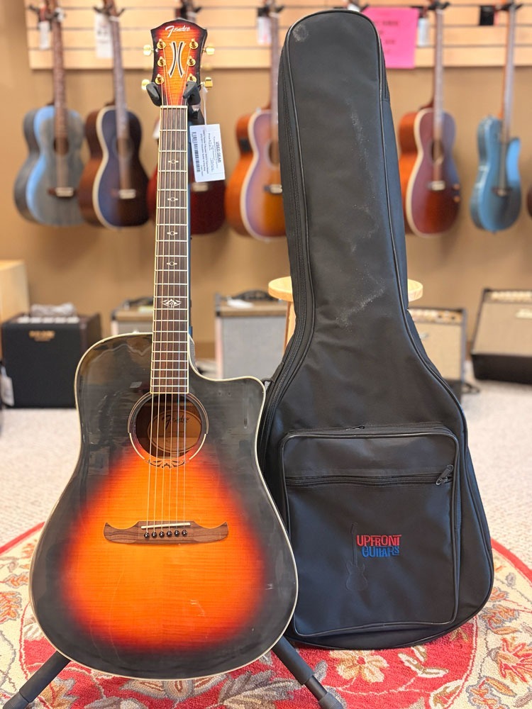 USED Fender T-Bucket 300CE Flame Maple 3-Tone Sunburst 2017 Acoustic Guitar w/Gig Bag 