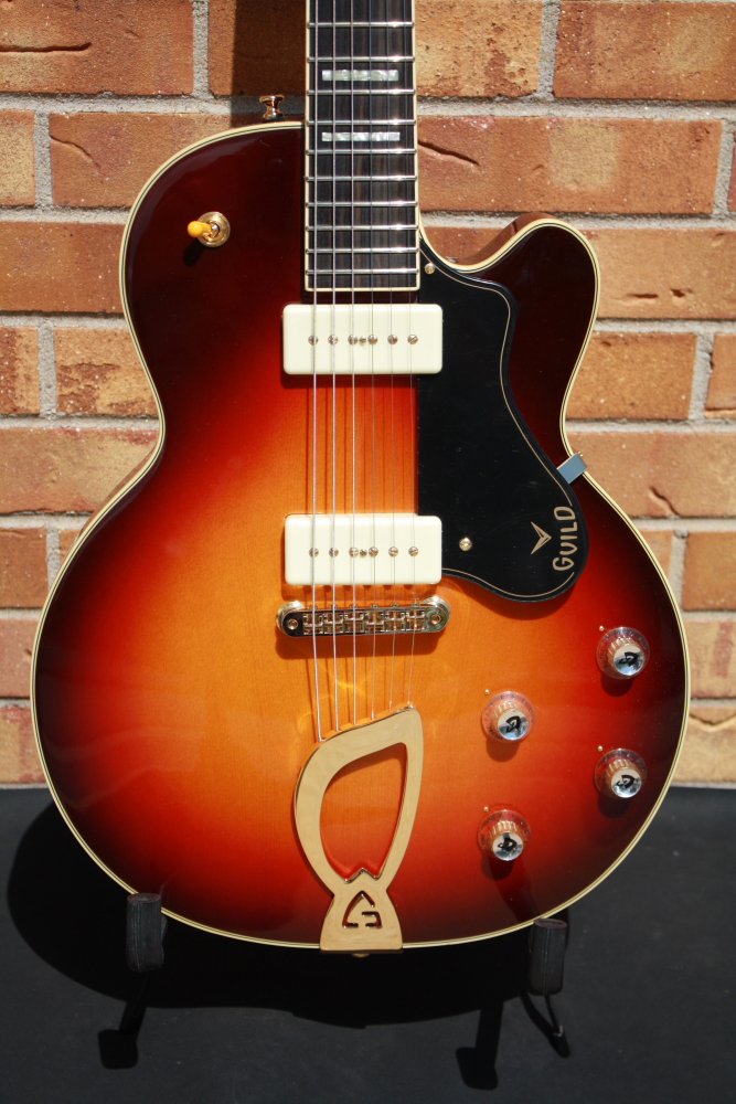 Guild M-75 Aristocrat【10/17まで特価!】 Guild M-75 Aristocrat Hollowbody Electric Guitar - Antique