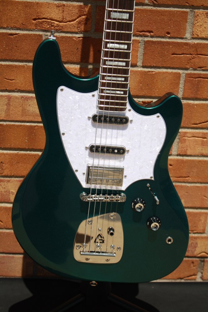 [美品] Surfliner Deluxe Evergreen llic Guild Surfliner Deluxe Solidbody Electric Guitar - Evergreen