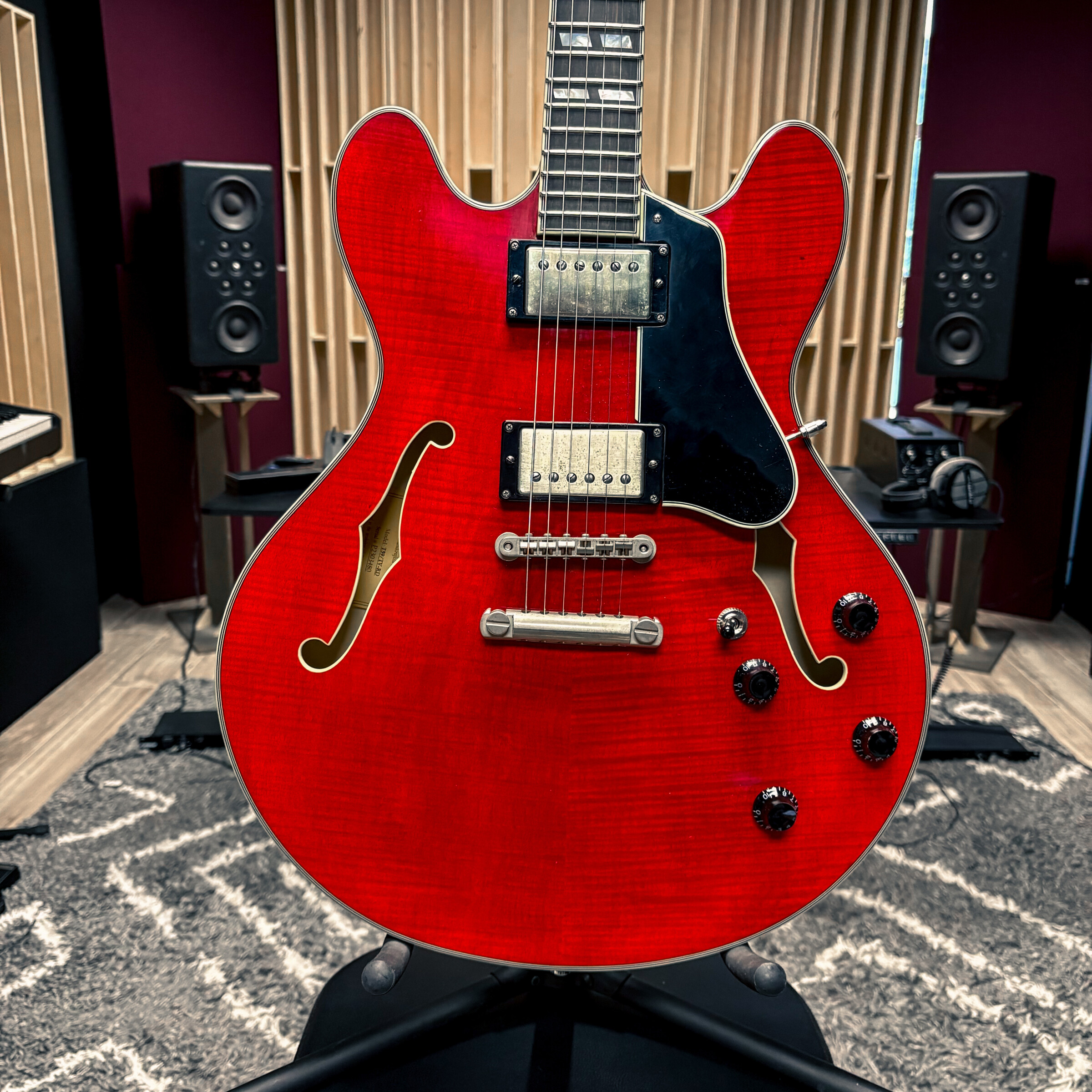Eastman T59/TV-RD Red Thinline Electric