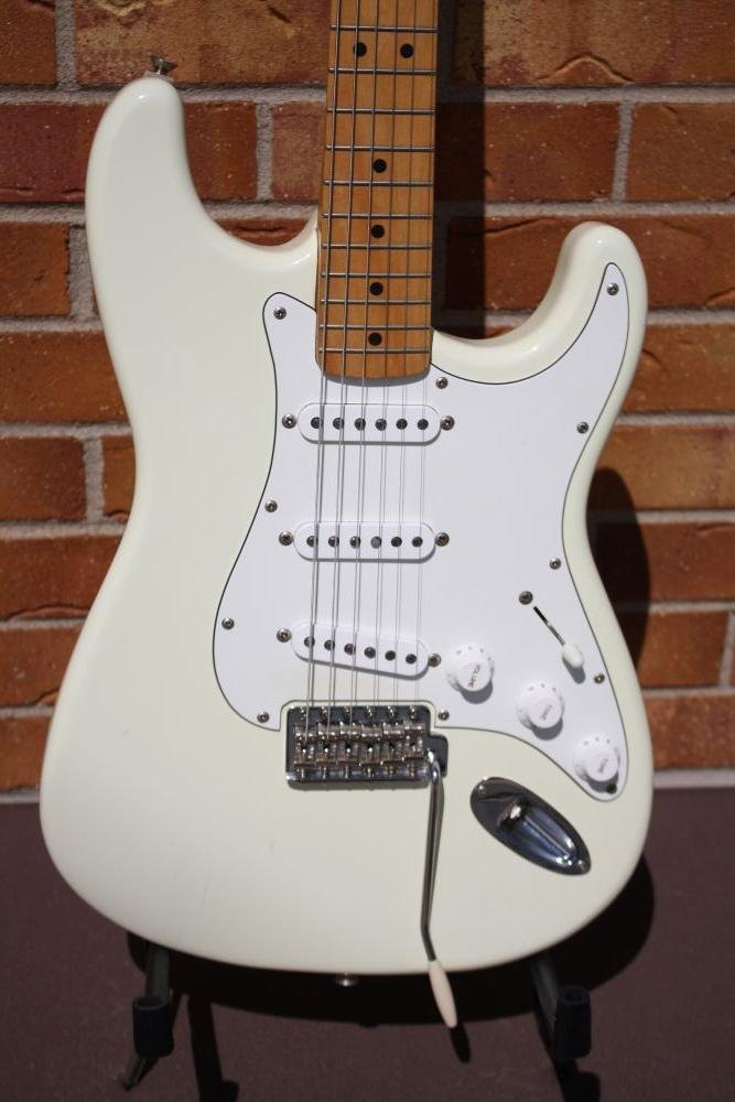 1992 Fender Strat MIM-White