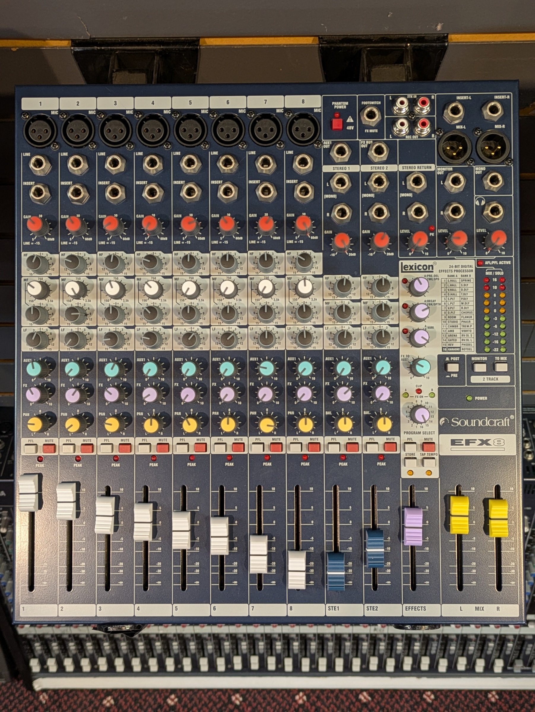 Soundcraft EFX8+ Compact Analog Mixer with 24-bit Lexicon Effects - 8 Mono + 2 Stereo