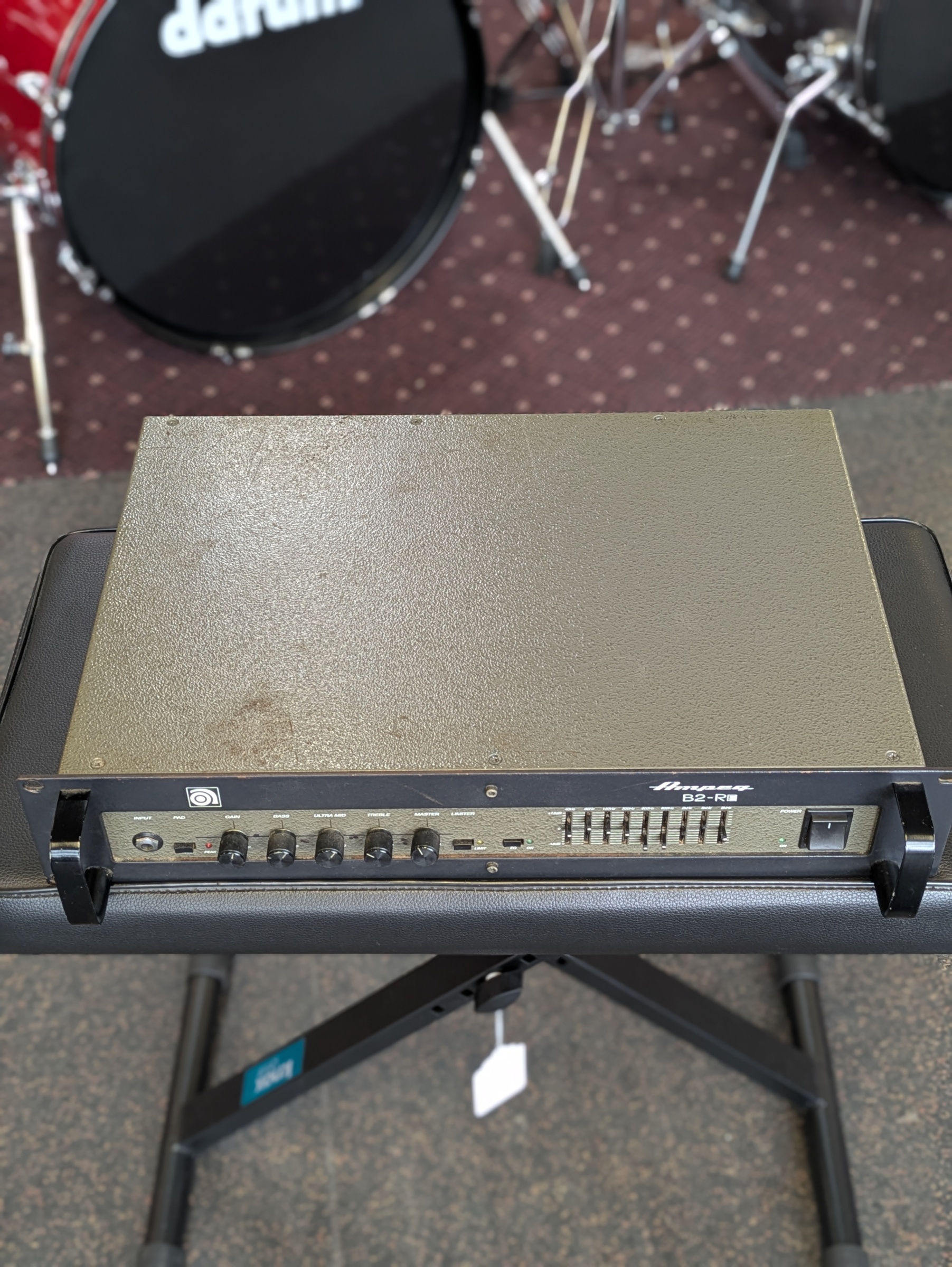 USED) Ampeg B2RE 450-Watt Rackmount Bass Amplifier Head