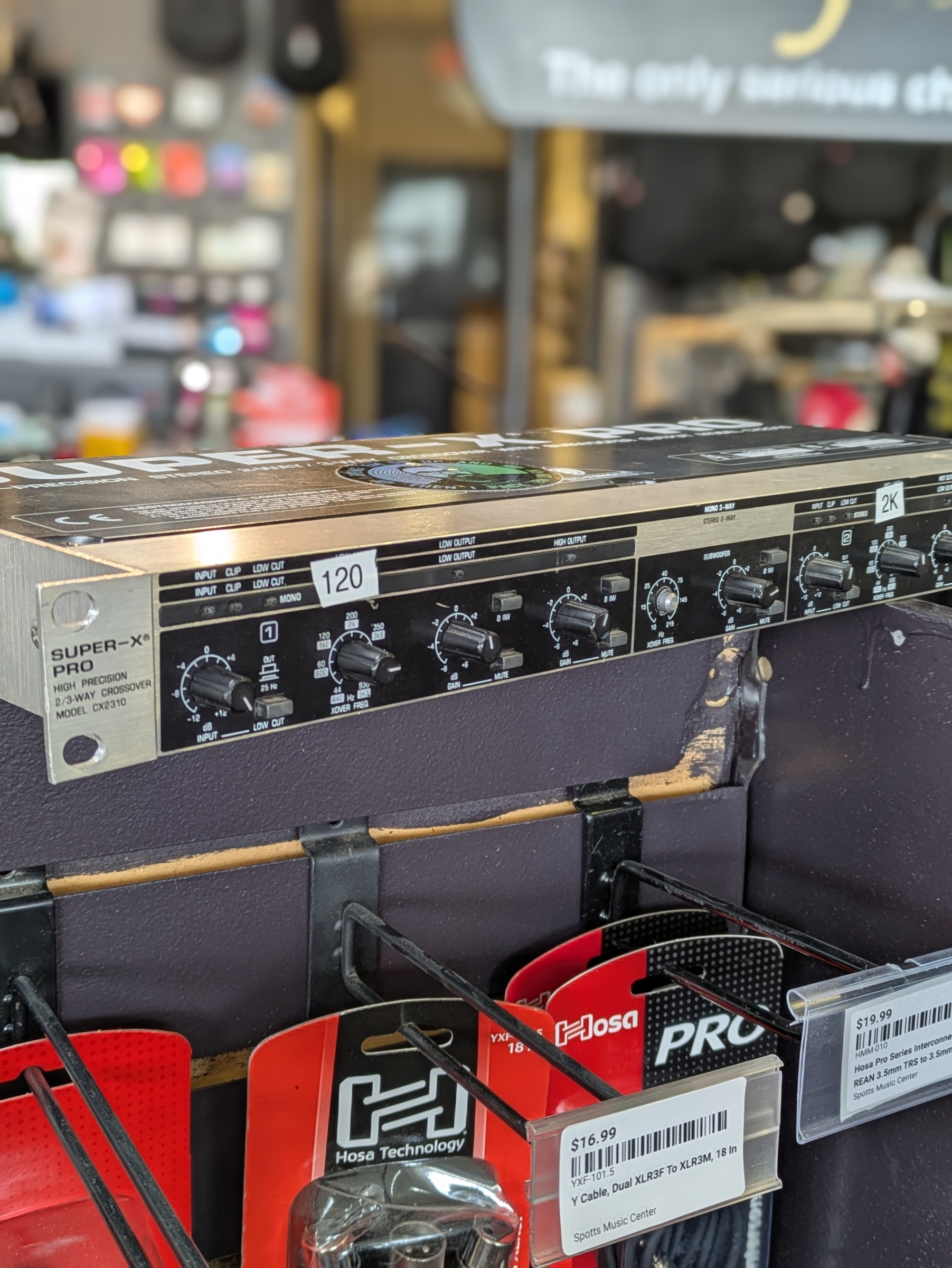 (USED) Behringer Super-X Pro CX2310 Stereo 2-Way / Mono 3-Way Crossover with Subwoofer Output