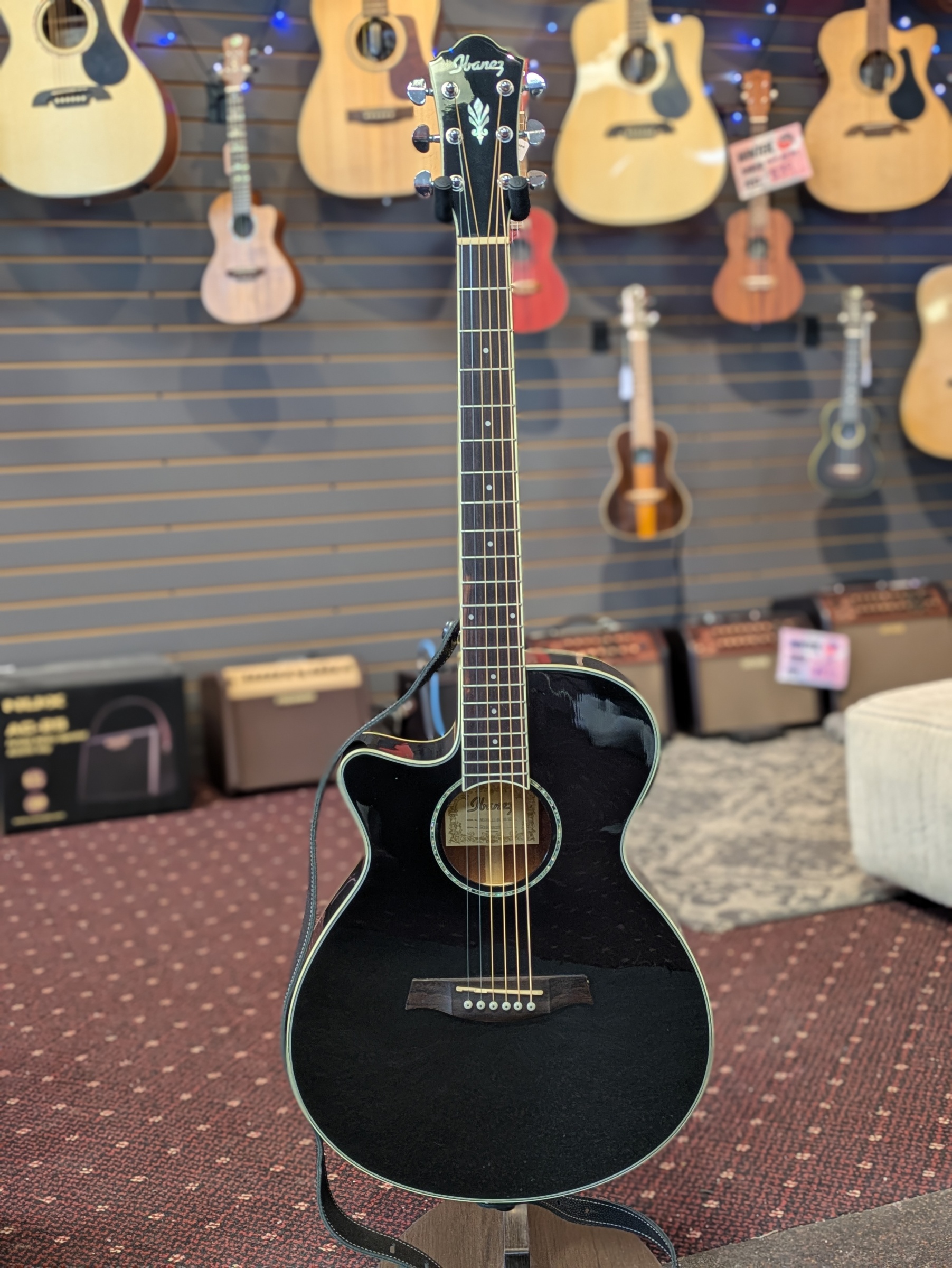 (USED) Ibanez AEG10LII Left-Handed Acoustic-Electric Guitar – Black High Gloss