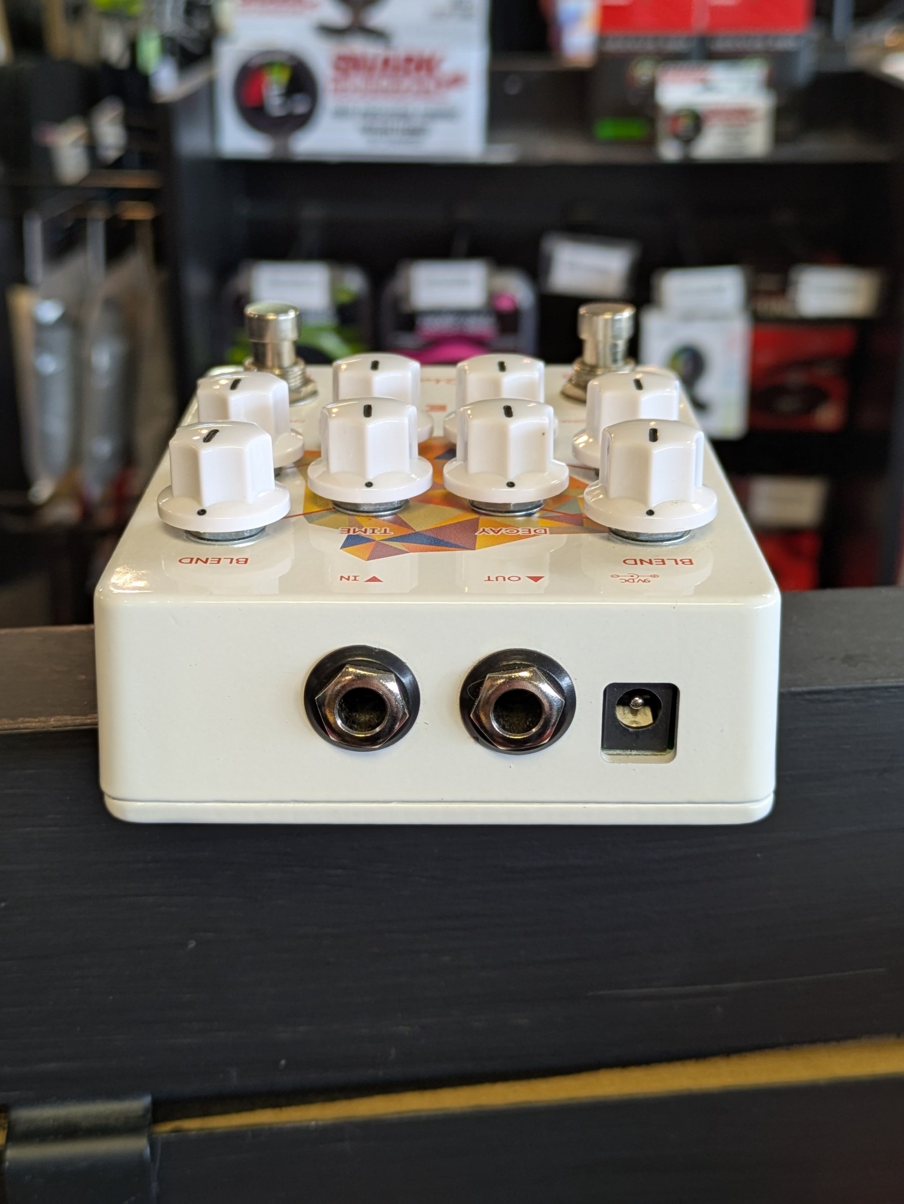 USED) Keeley Caverns V2 Delay and Reverb Effects Pedal